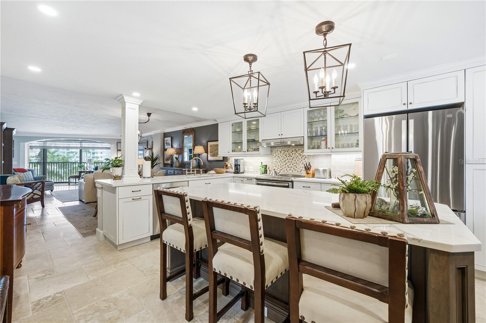 Image 10 of 98 For 5880 Midnight Pass Road 302