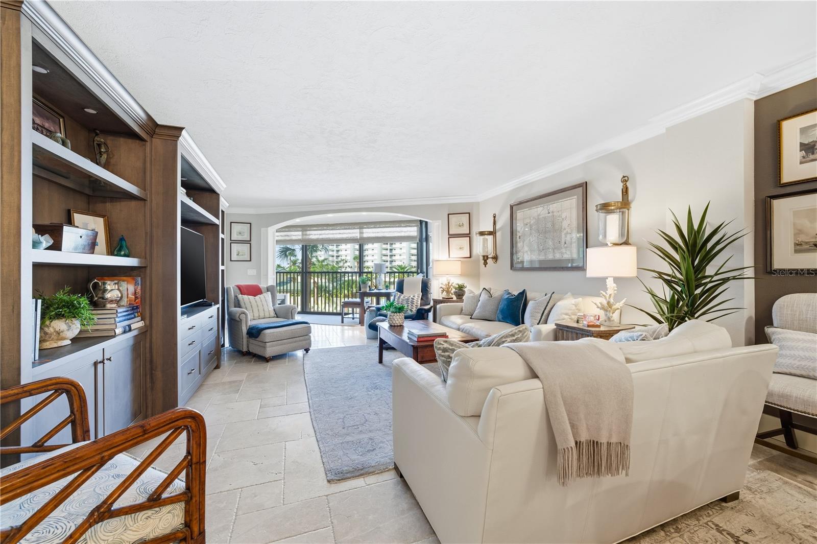 Image 22 of 98 For 5880 Midnight Pass Road 302