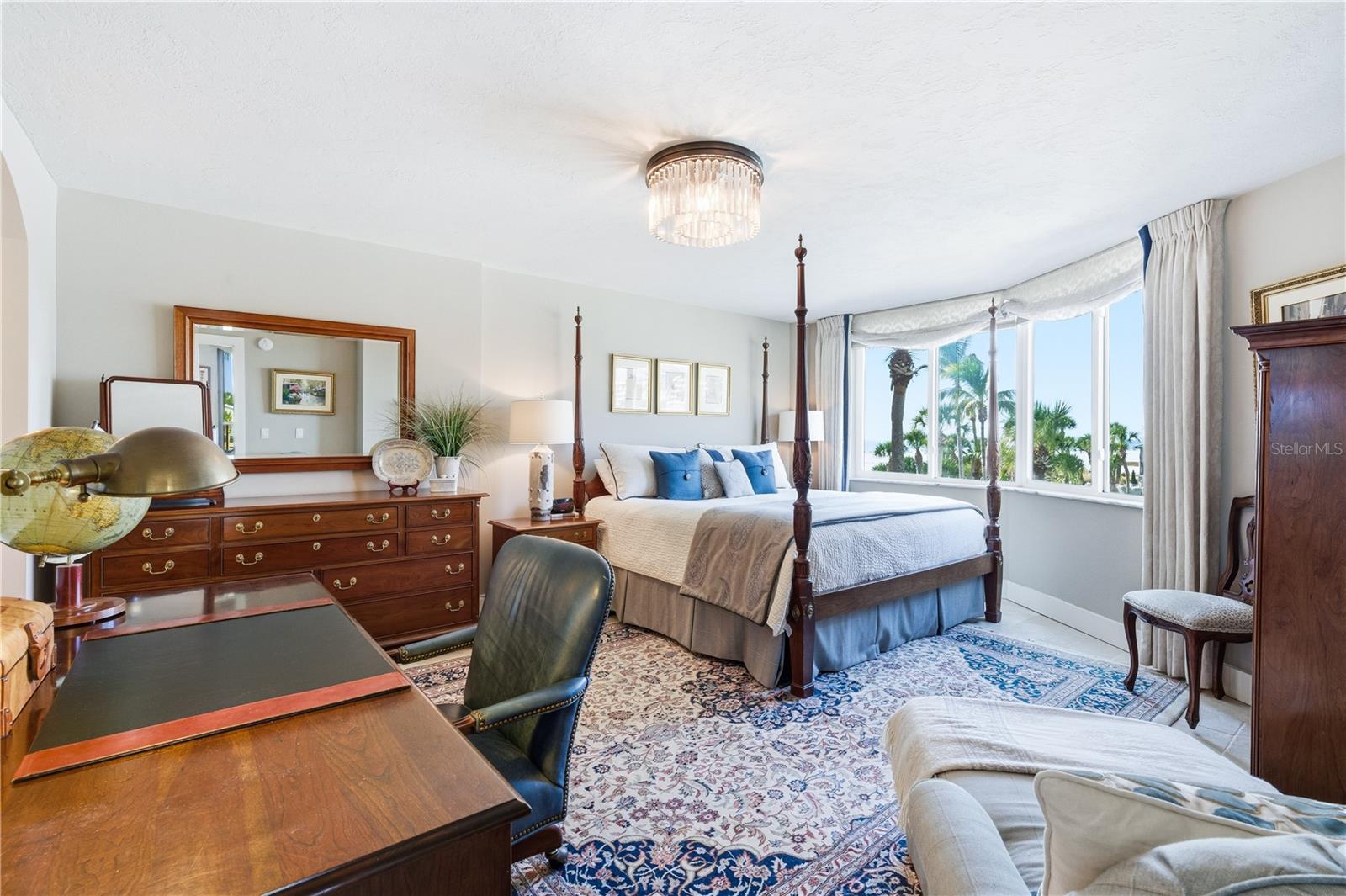 Image 30 of 98 For 5880 Midnight Pass Road 302