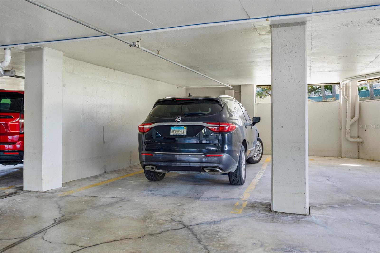 Image 41 of 98 For 5880 Midnight Pass Road 302