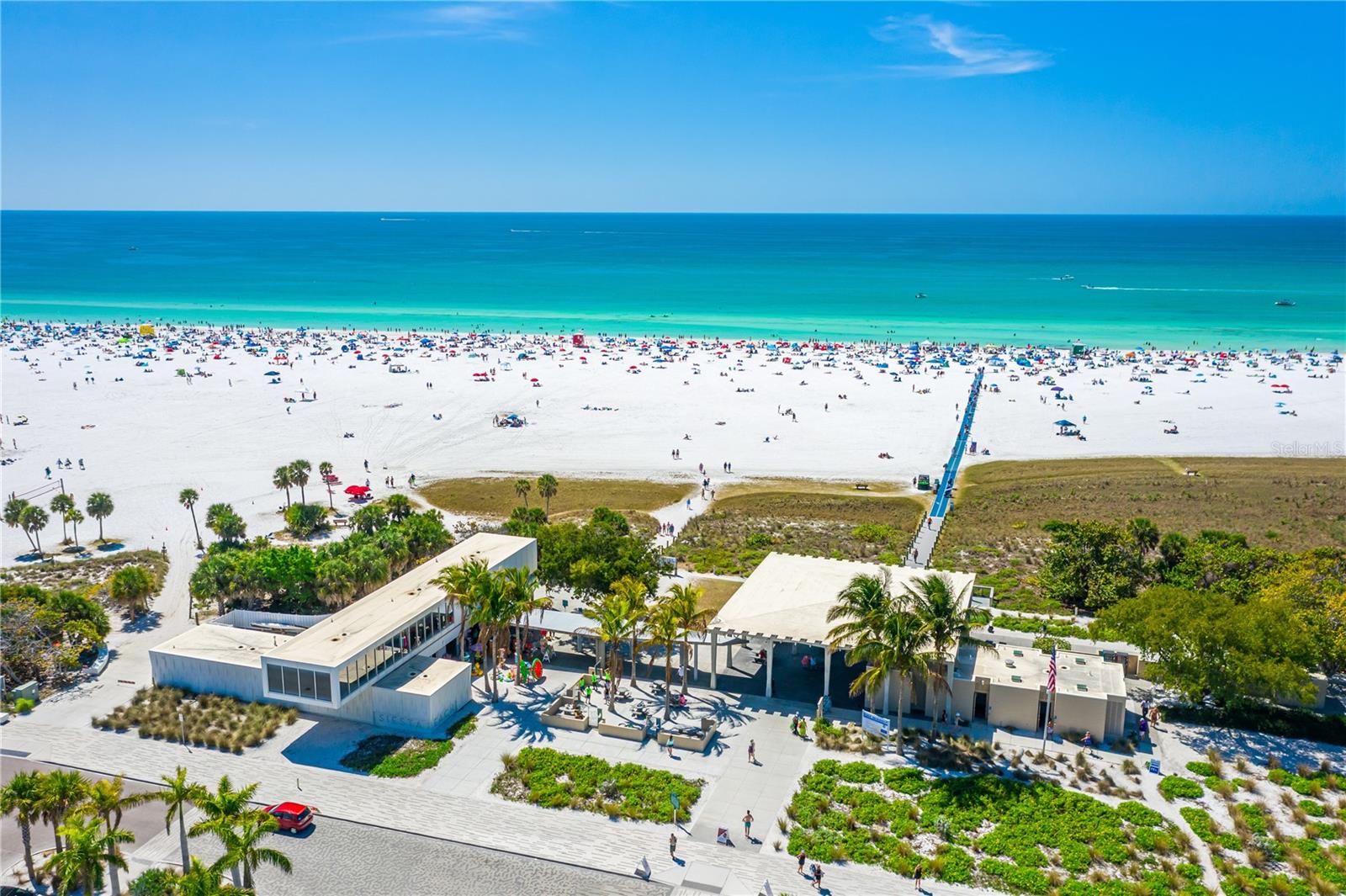 Image 44 of 98 For 5880 Midnight Pass Road 302