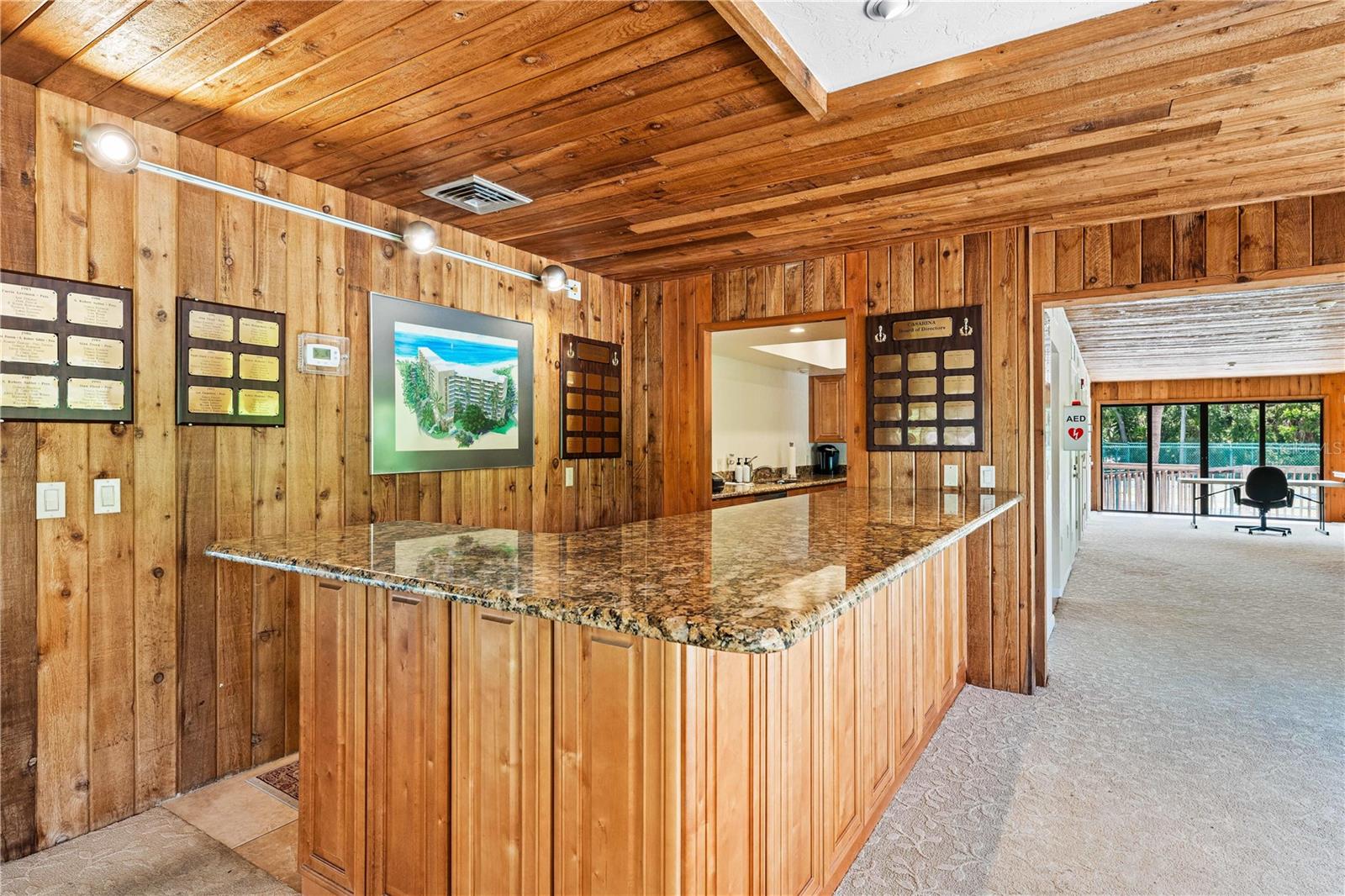 Image 62 of 98 For 5880 Midnight Pass Road 302