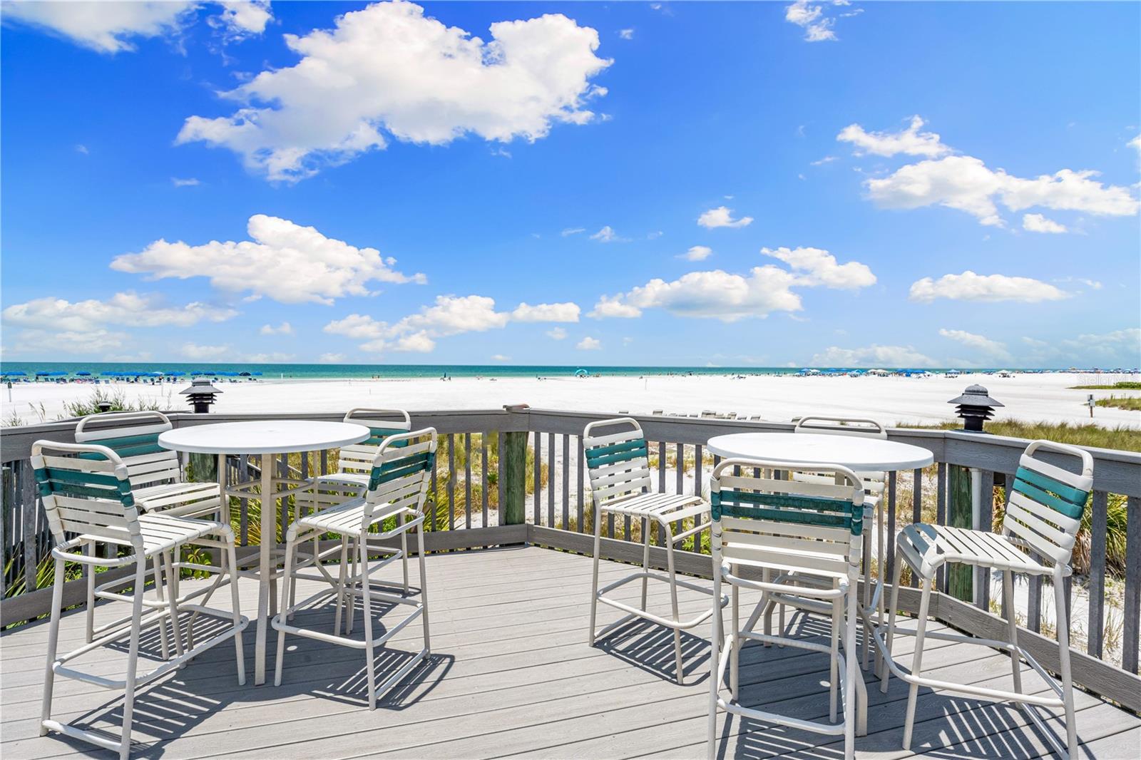 Image 75 of 98 For 5880 Midnight Pass Road 302