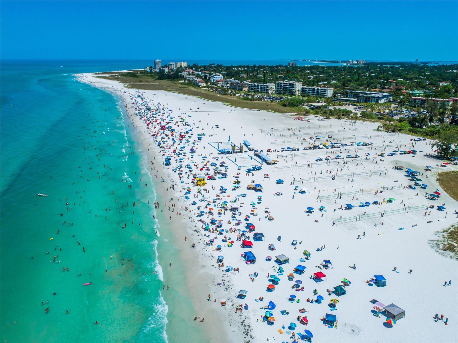 Image 90 of 98 For 5880 Midnight Pass Road 302