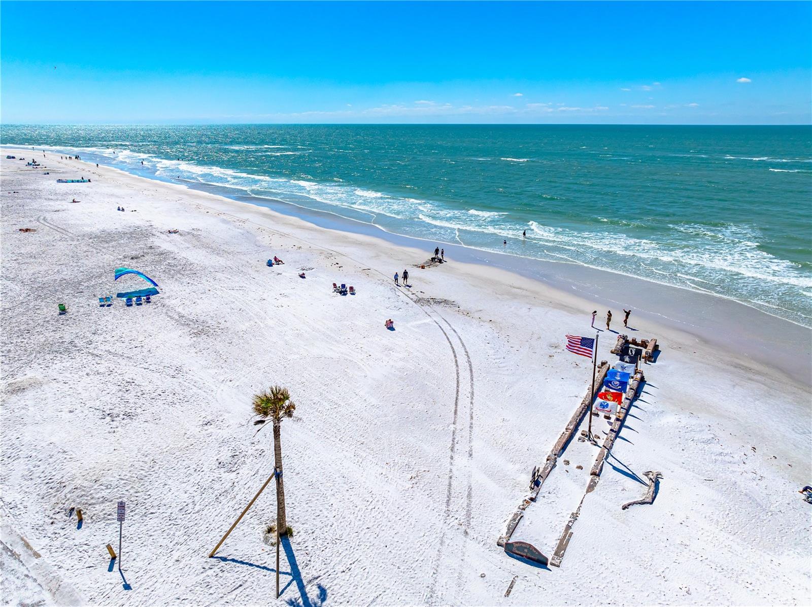 Image 92 of 98 For 5880 Midnight Pass Road 302