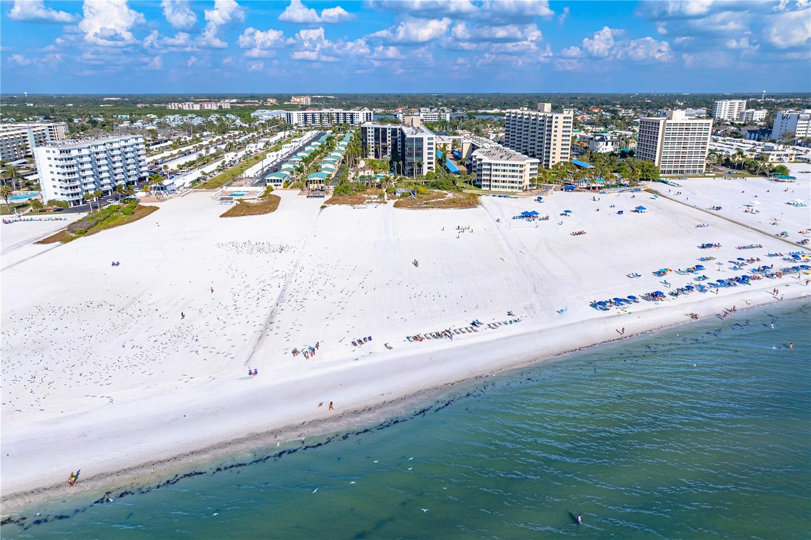 Image 93 of 98 For 5880 Midnight Pass Road 302