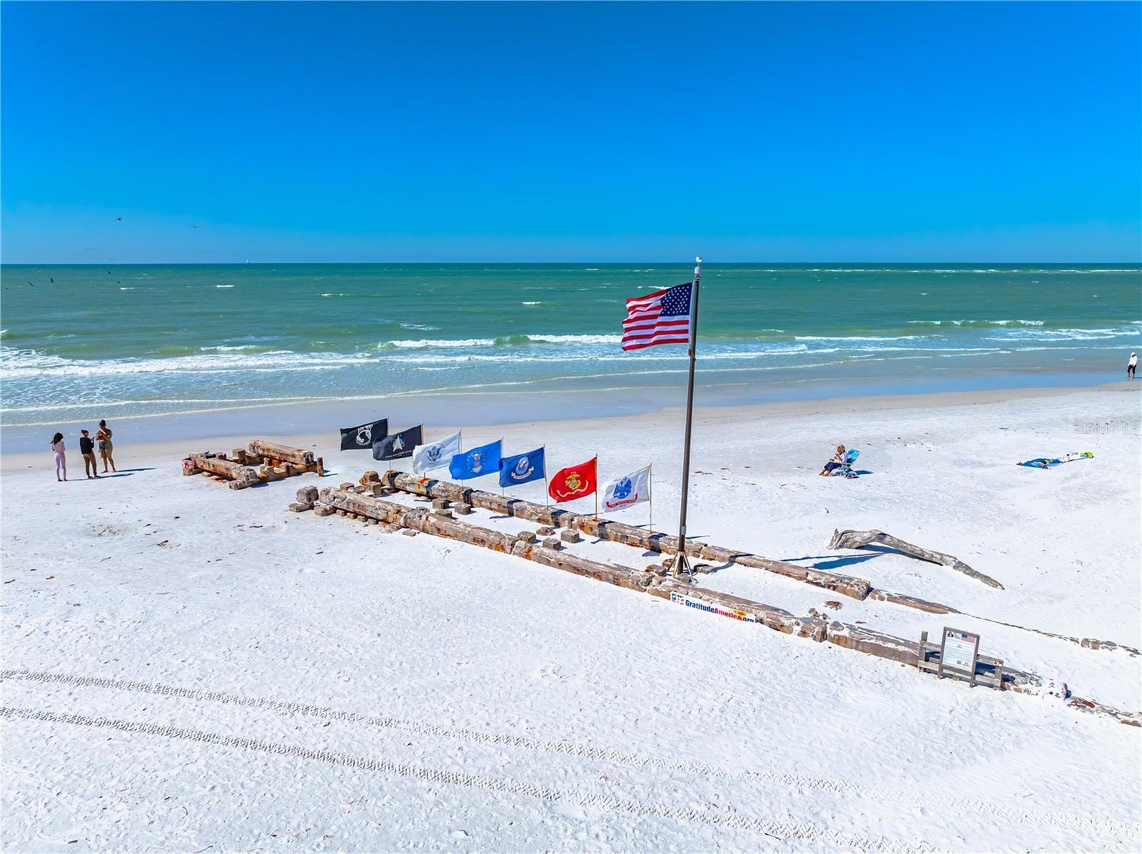 Image 95 of 98 For 5880 Midnight Pass Road 302