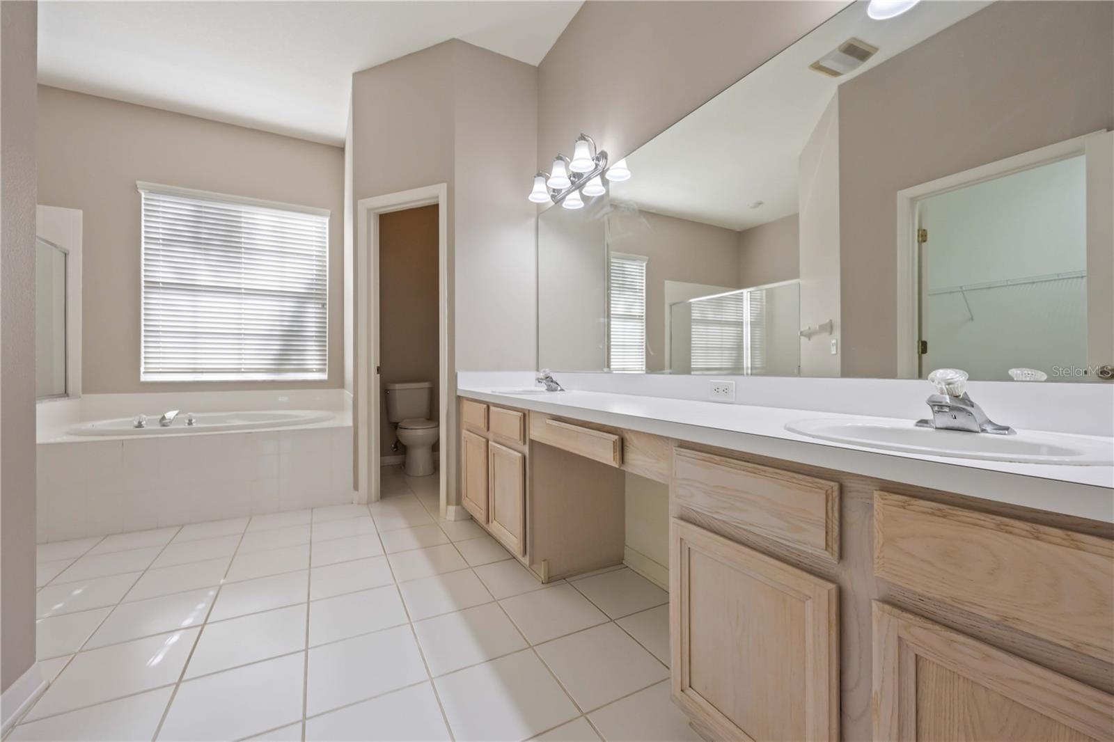 Image 14 of 32 For 4810 Bookelia Circle