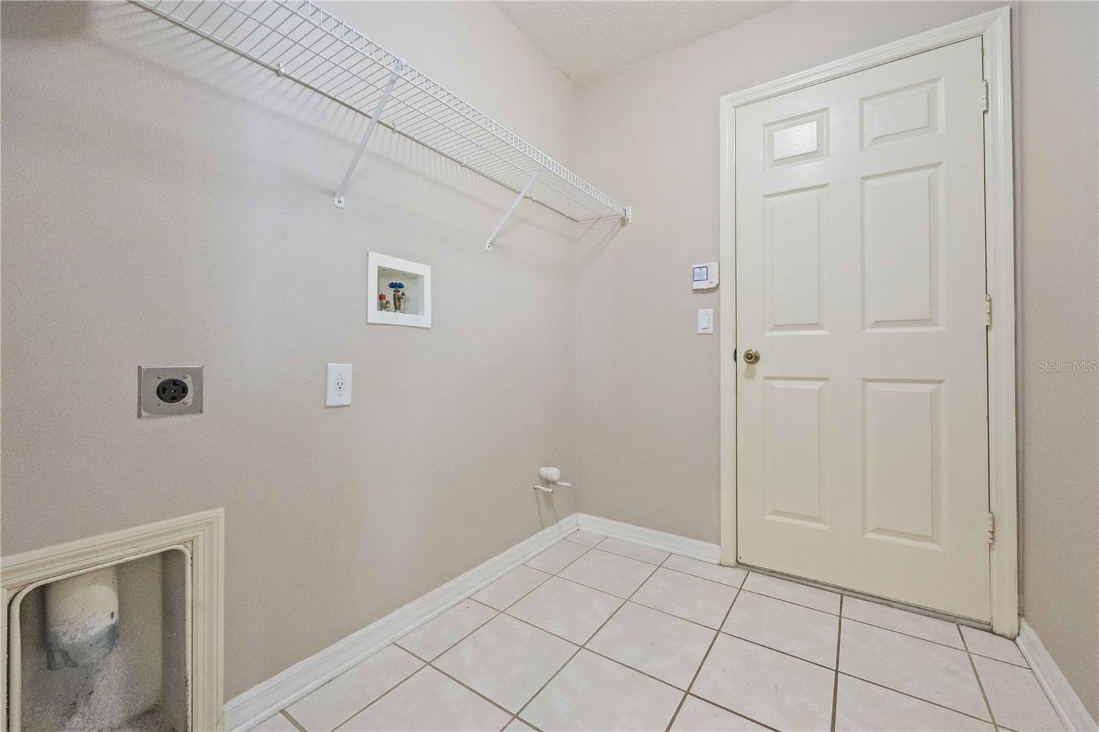 Image 18 of 32 For 4810 Bookelia Circle