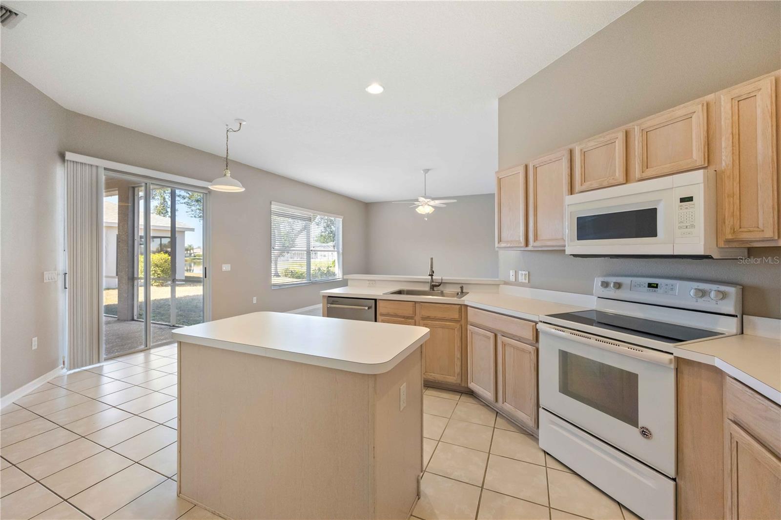 Image 19 of 32 For 4810 Bookelia Circle