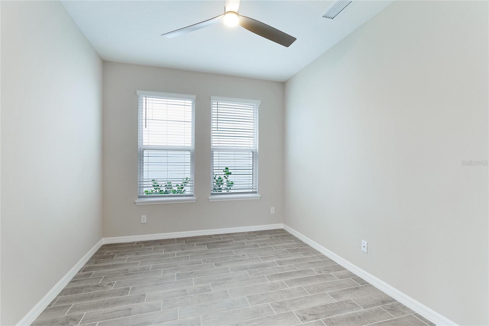 Image 14 of 60 For 6298 Grandview Hill Court