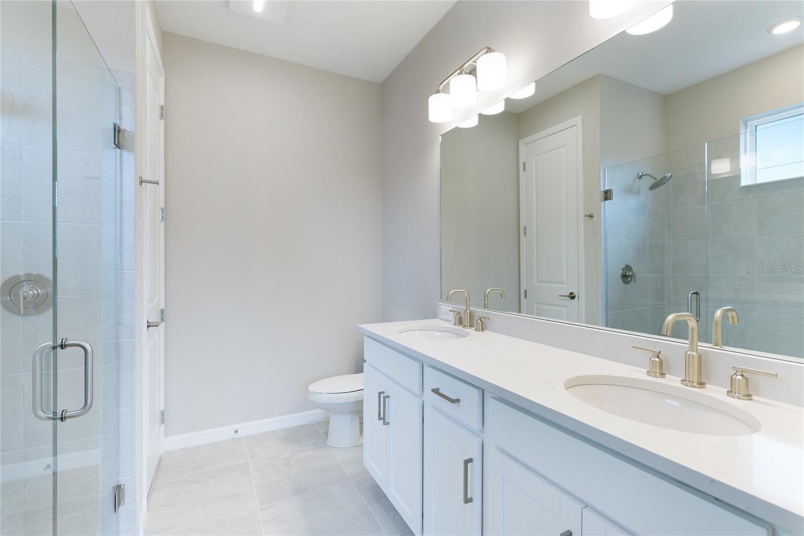 Image 26 of 60 For 6298 Grandview Hill Court