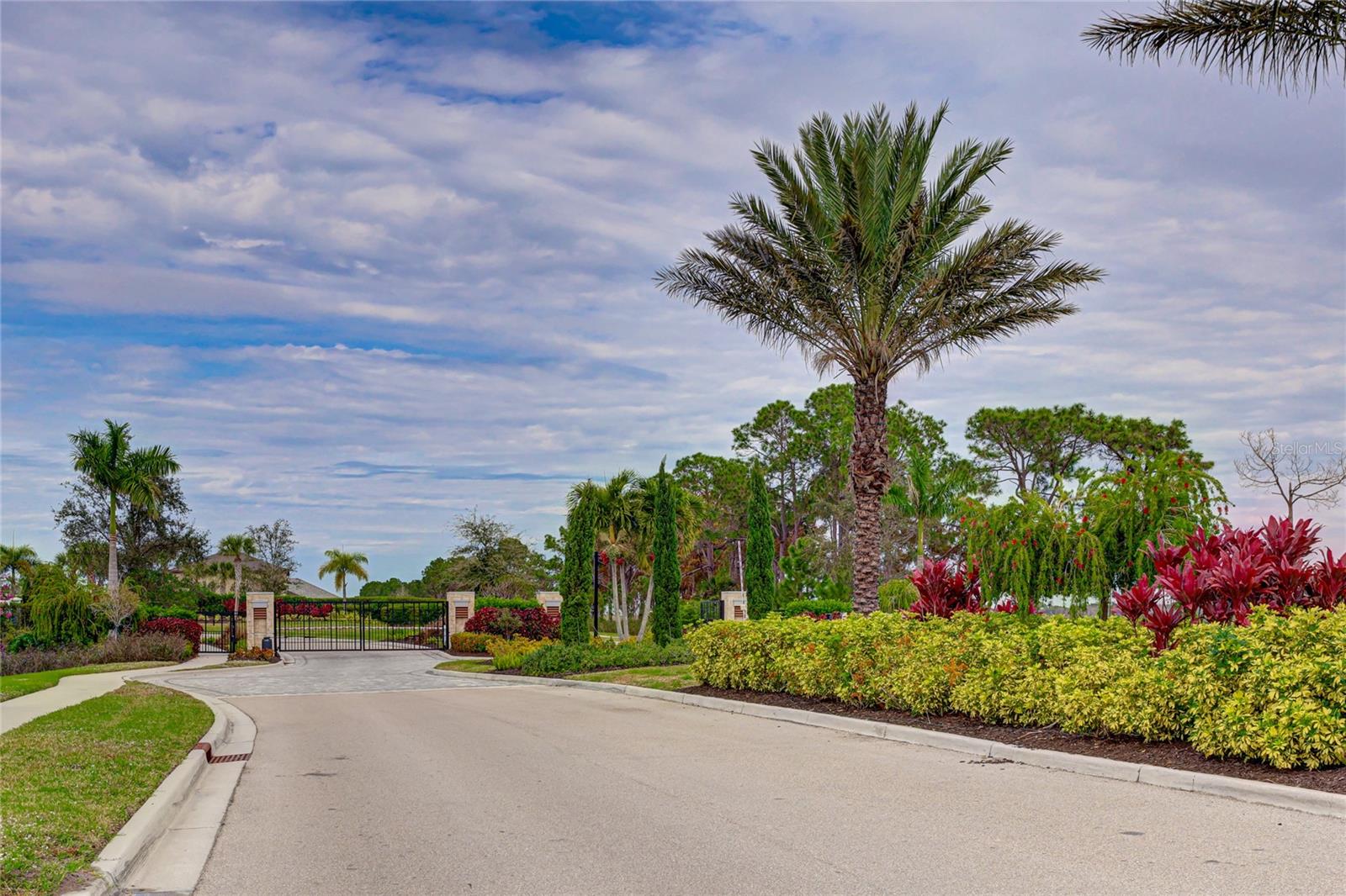 Image 35 of 60 For 6298 Grandview Hill Court