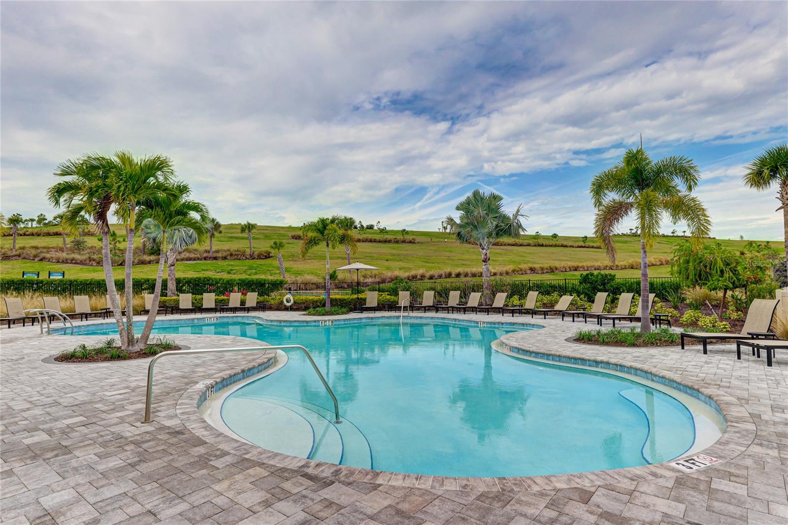 Image 36 of 60 For 6298 Grandview Hill Court