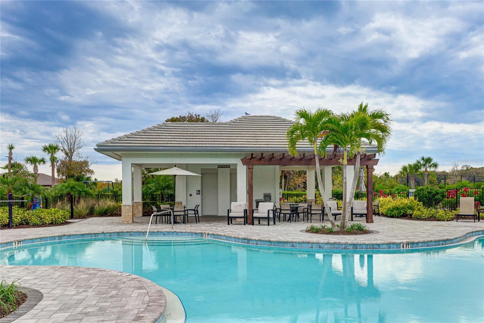 Image 37 of 60 For 6298 Grandview Hill Court