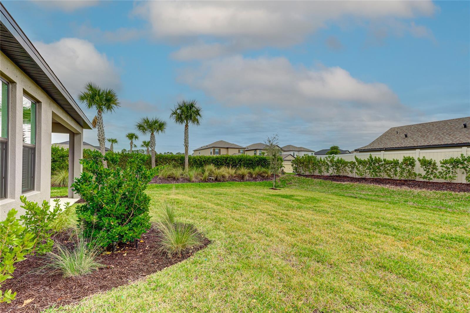 Image 4 of 60 For 6298 Grandview Hill Court