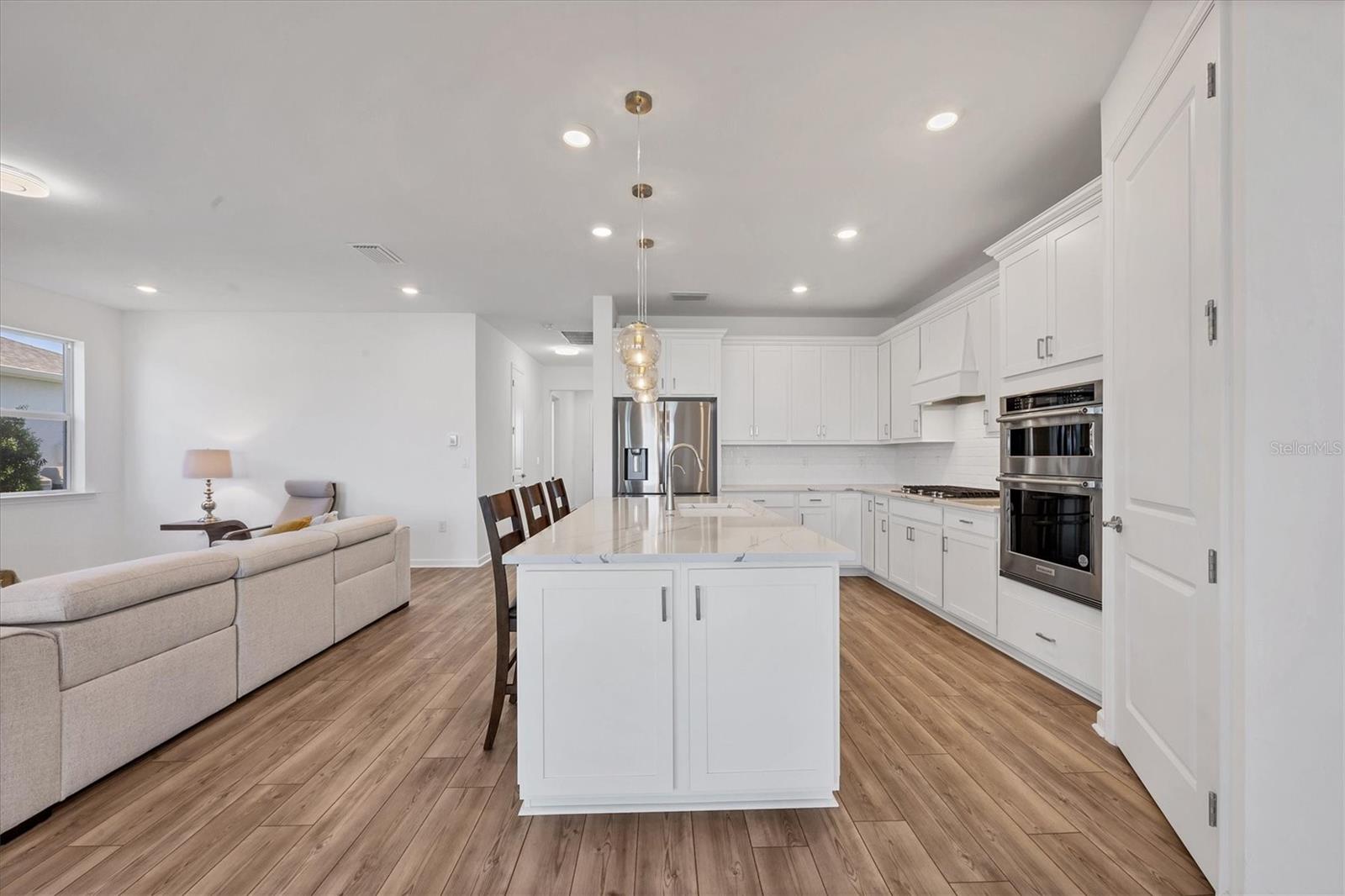 Image 21 of 87 For 42259 Edgewater Drive