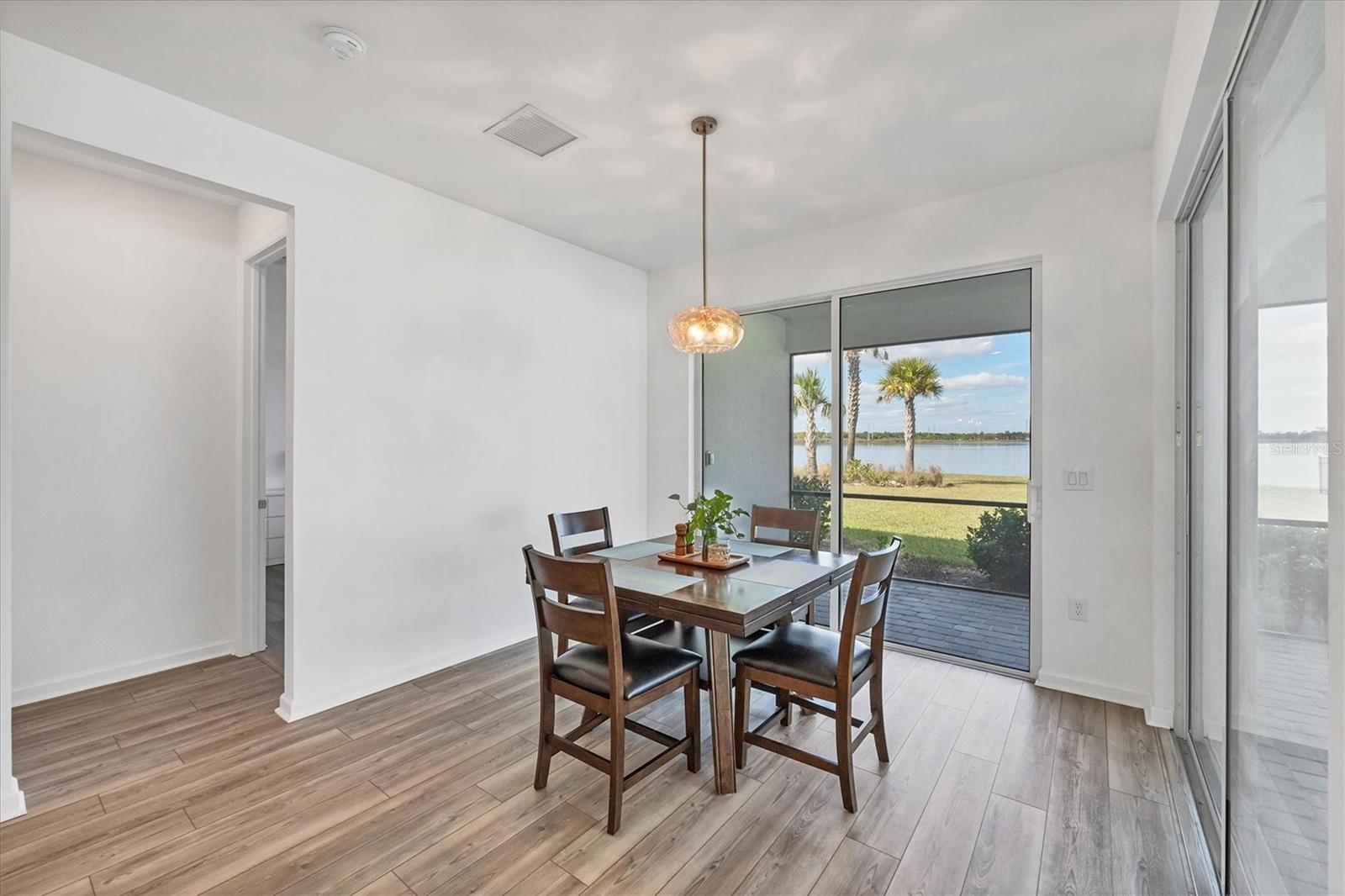 Image 24 of 87 For 42259 Edgewater Drive