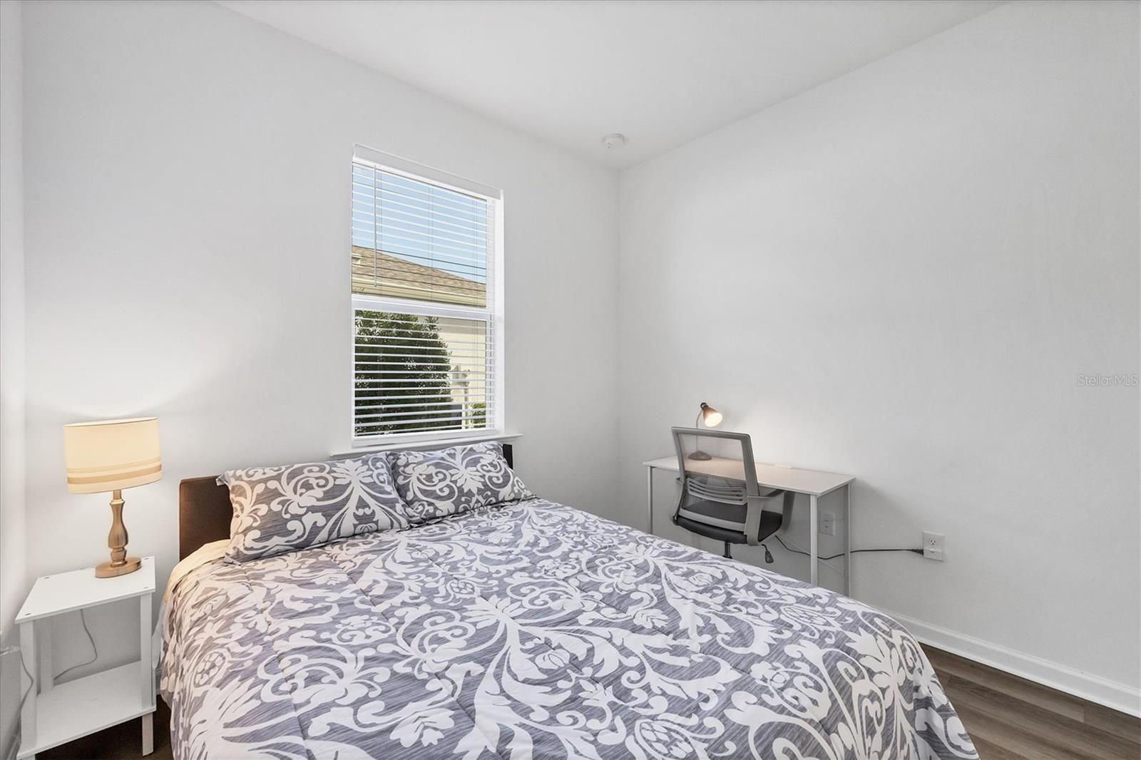 Image 35 of 87 For 42259 Edgewater Drive