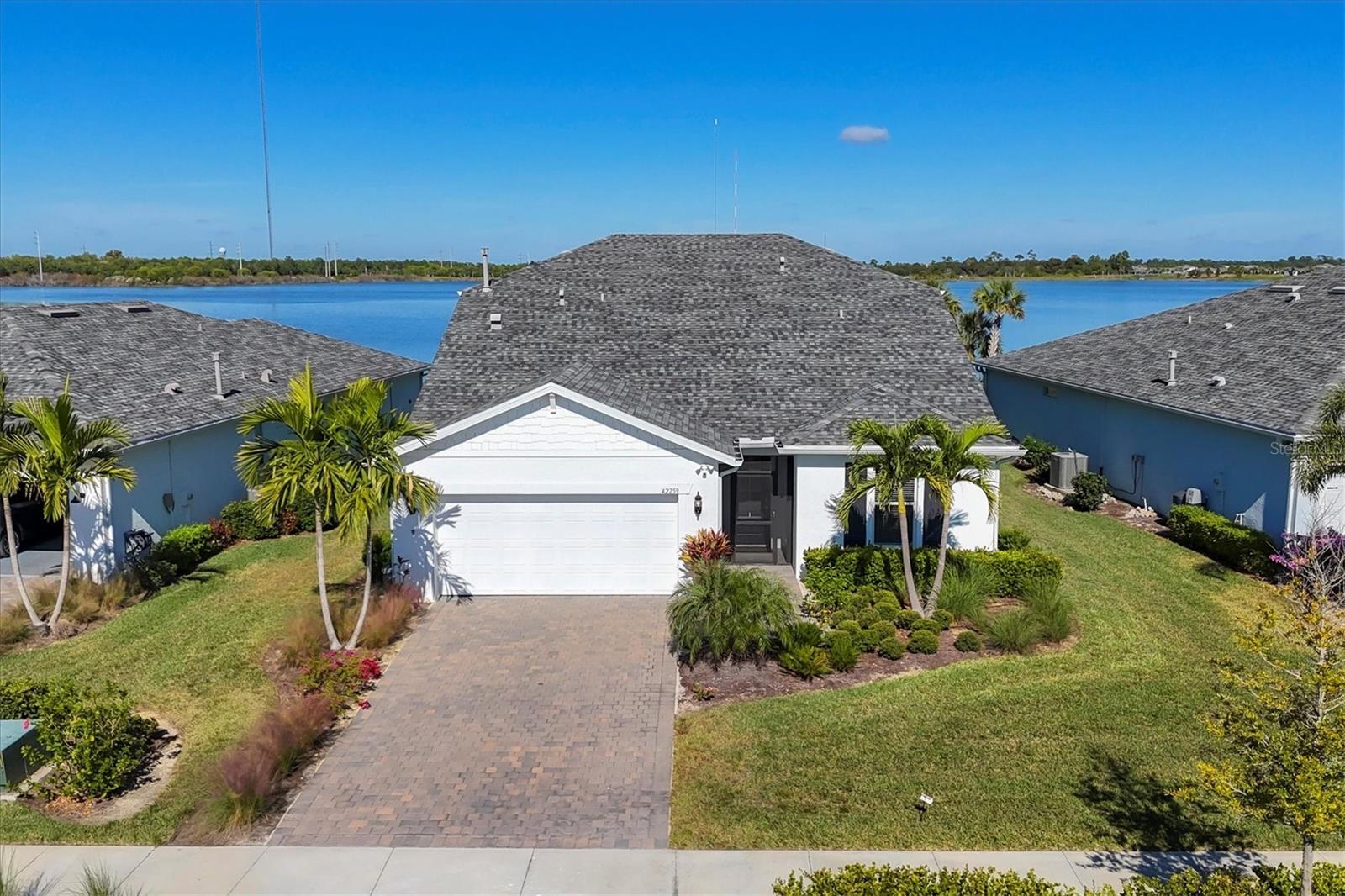 Image 4 of 87 For 42259 Edgewater Drive