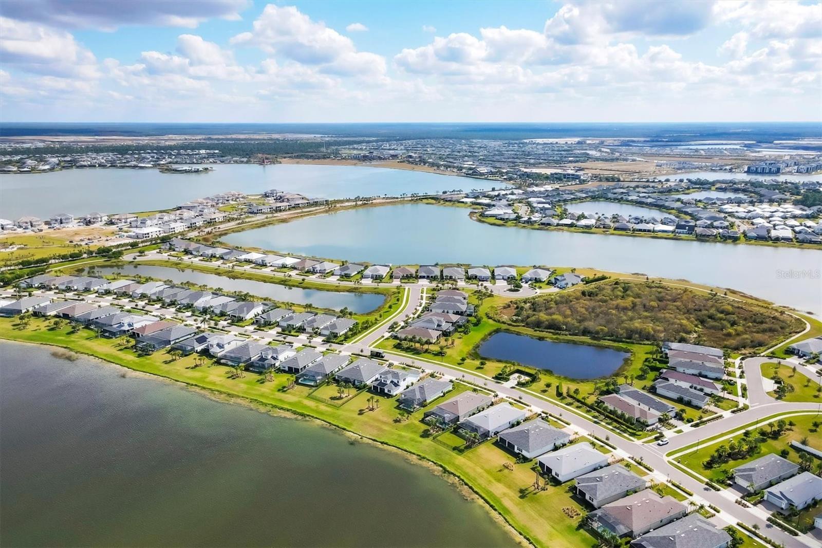 Image 62 of 87 For 42259 Edgewater Drive