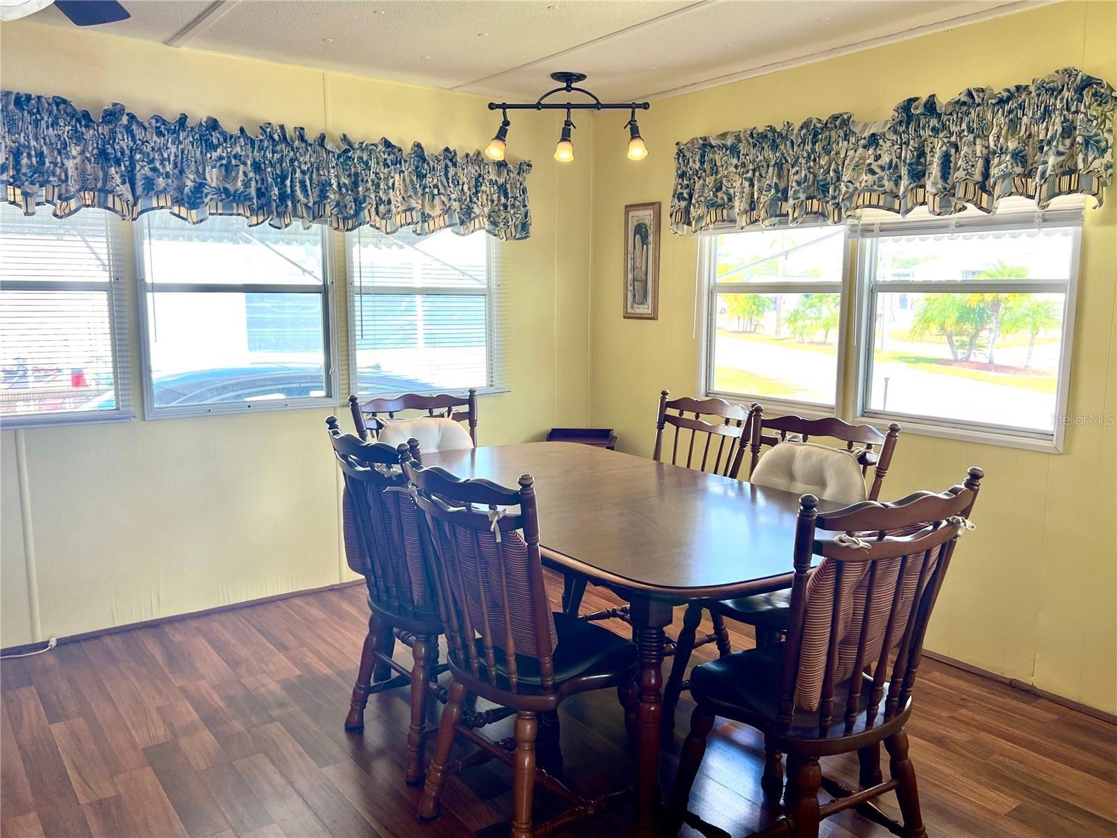 Image 11 of 47 For 240 Blackburn Boulevard