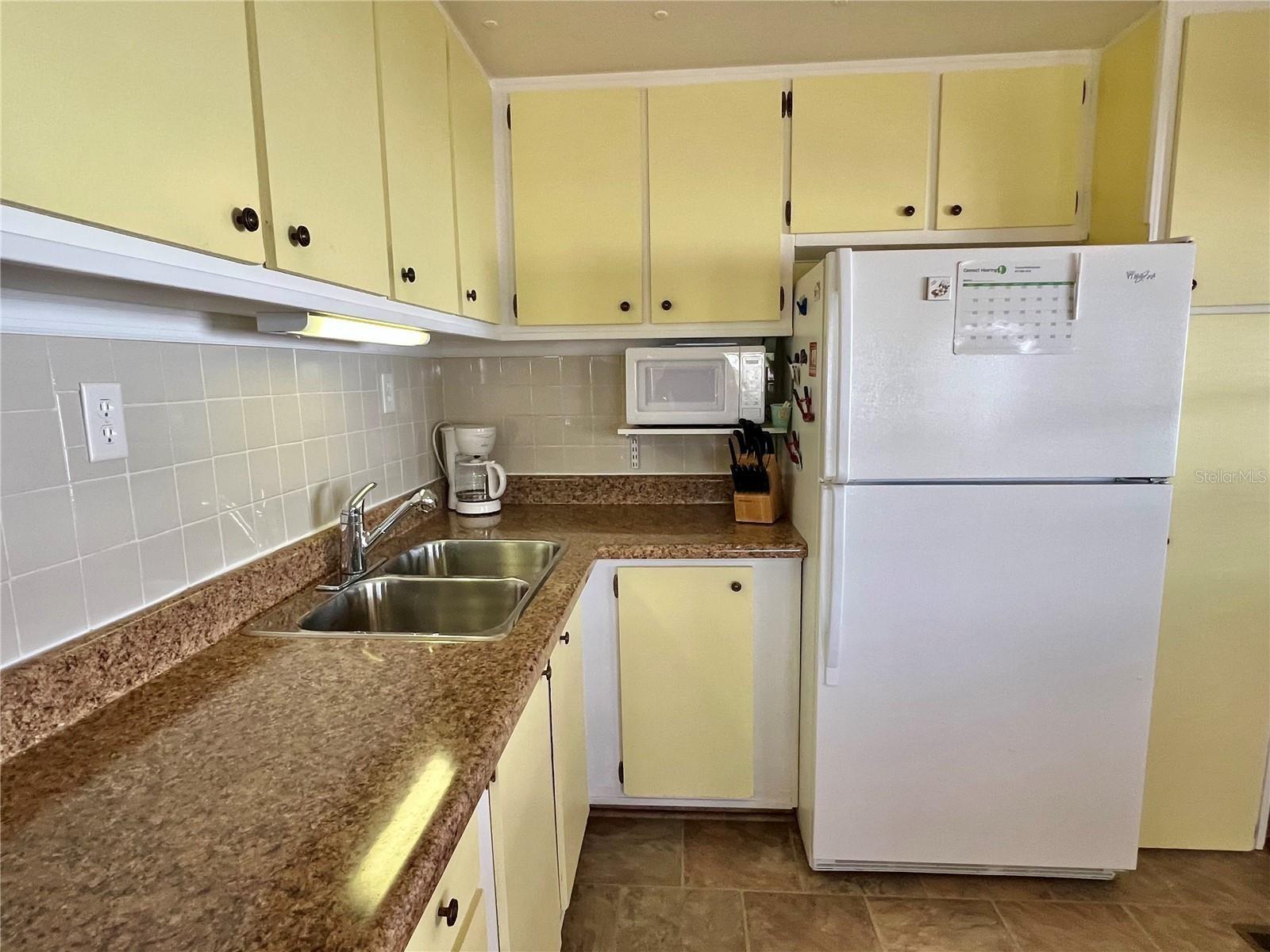 Image 13 of 47 For 240 Blackburn Boulevard