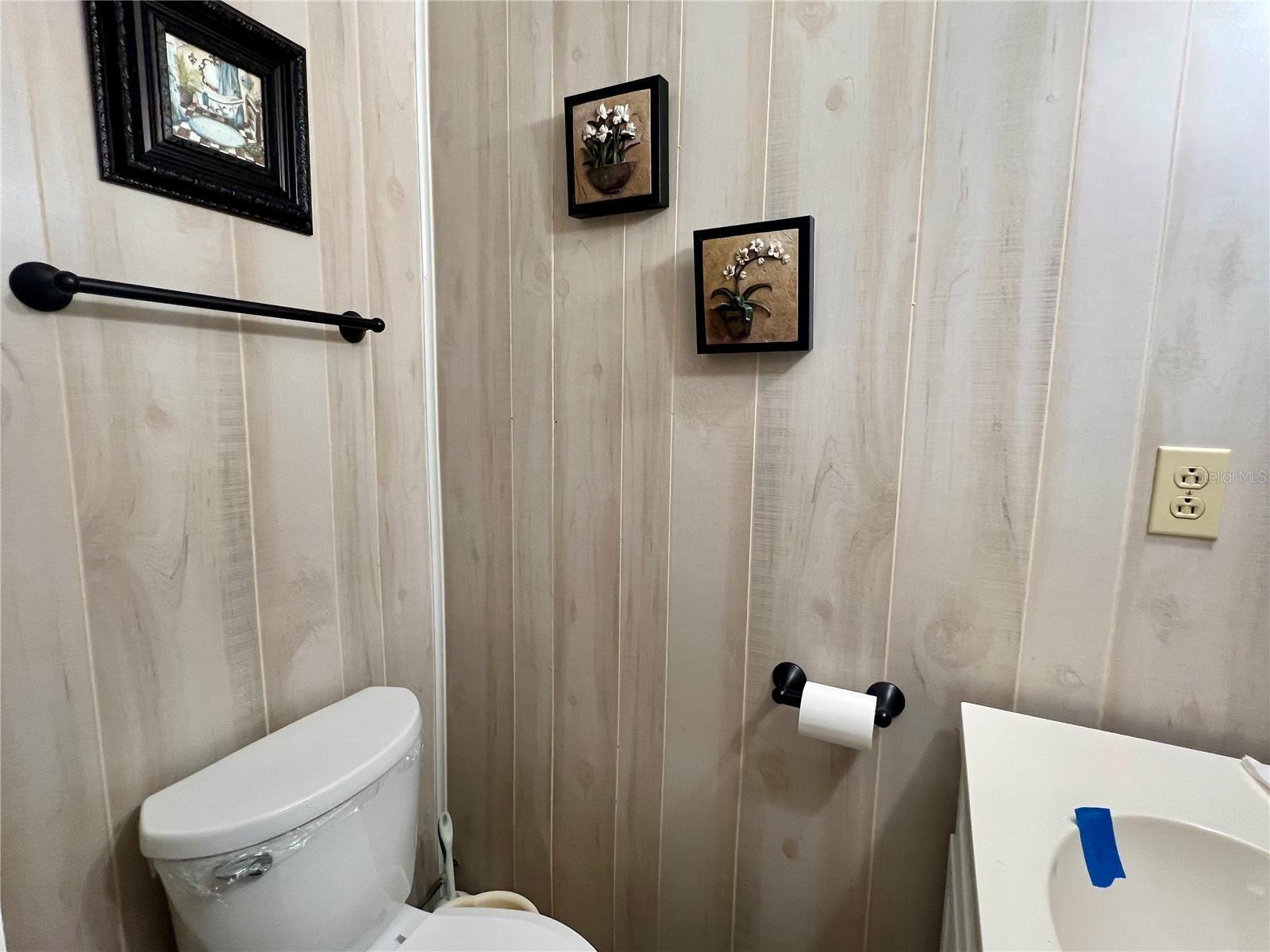 Image 28 of 47 For 240 Blackburn Boulevard