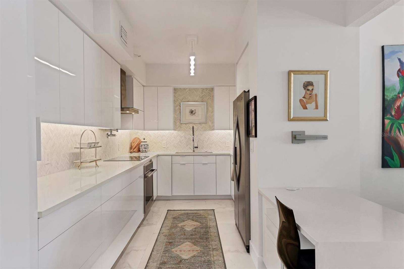 Image 12 of 68 For 1800 Benjamin Franklin Drive A205