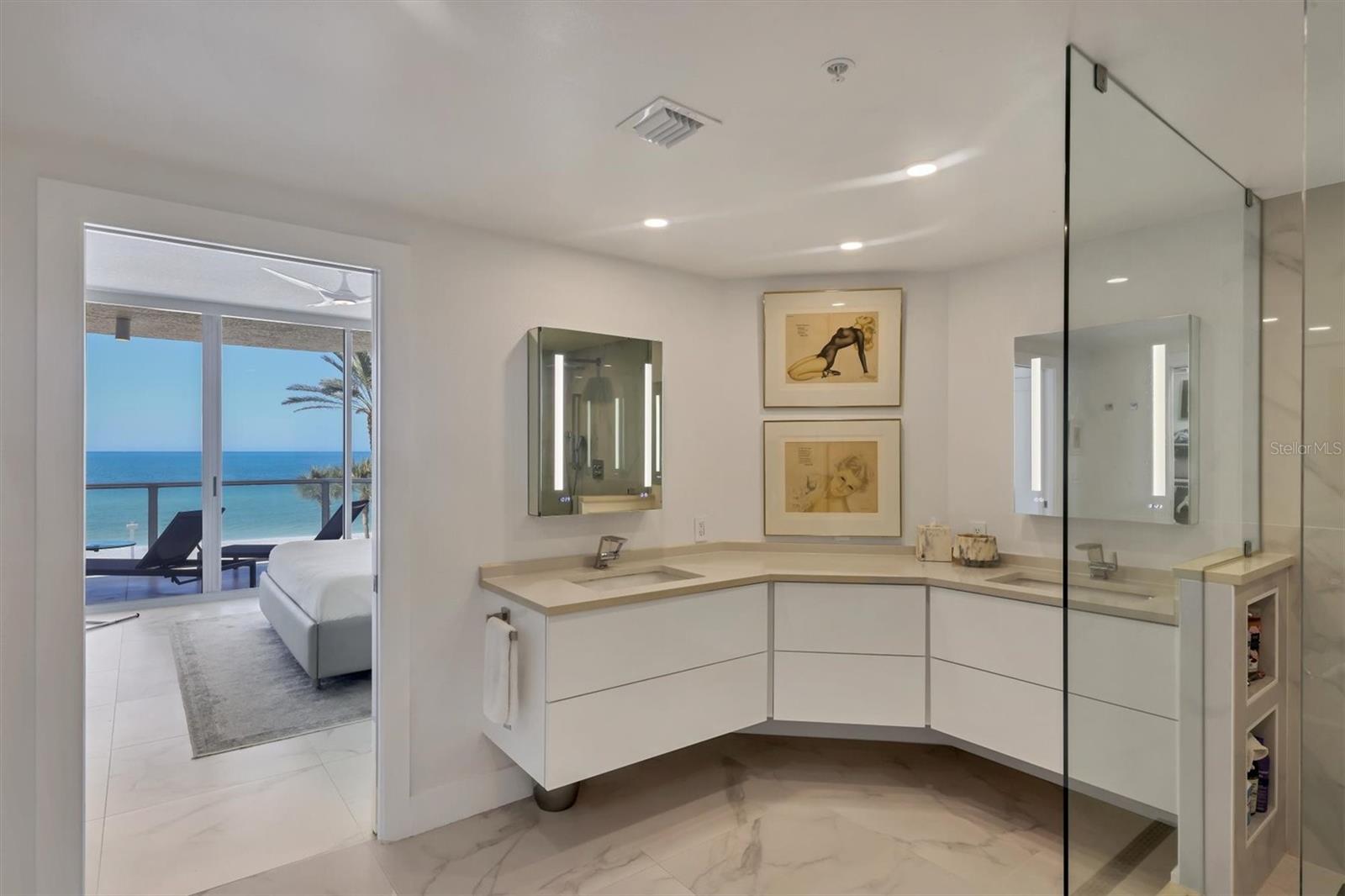 Image 22 of 68 For 1800 Benjamin Franklin Drive A205