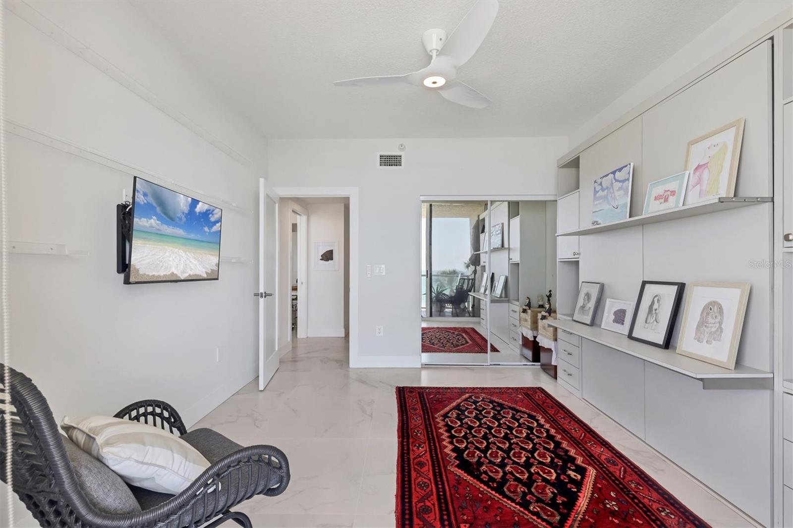 Image 26 of 68 For 1800 Benjamin Franklin Drive A205