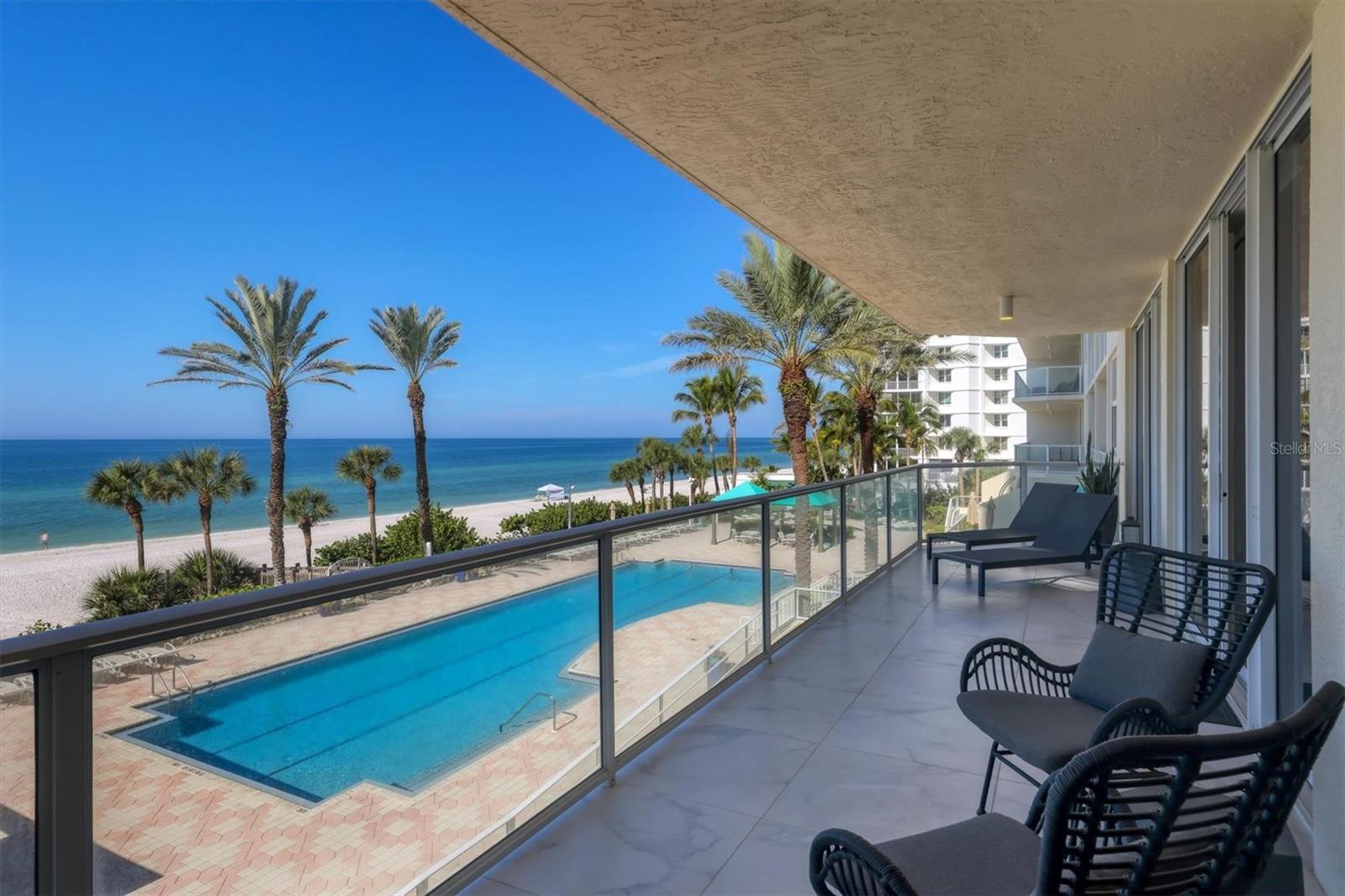 Image 32 of 68 For 1800 Benjamin Franklin Drive A205