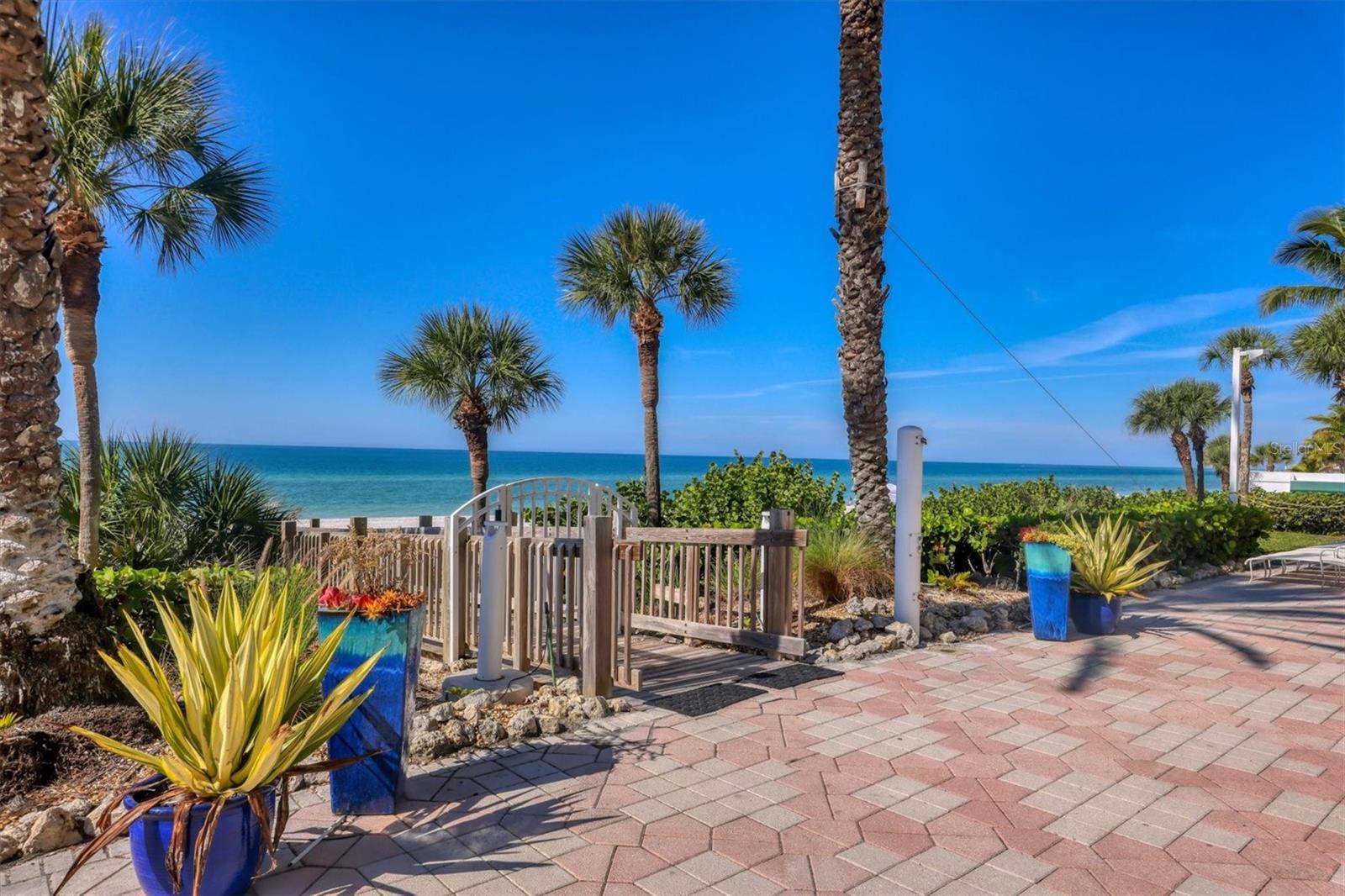 Image 38 of 68 For 1800 Benjamin Franklin Drive A205