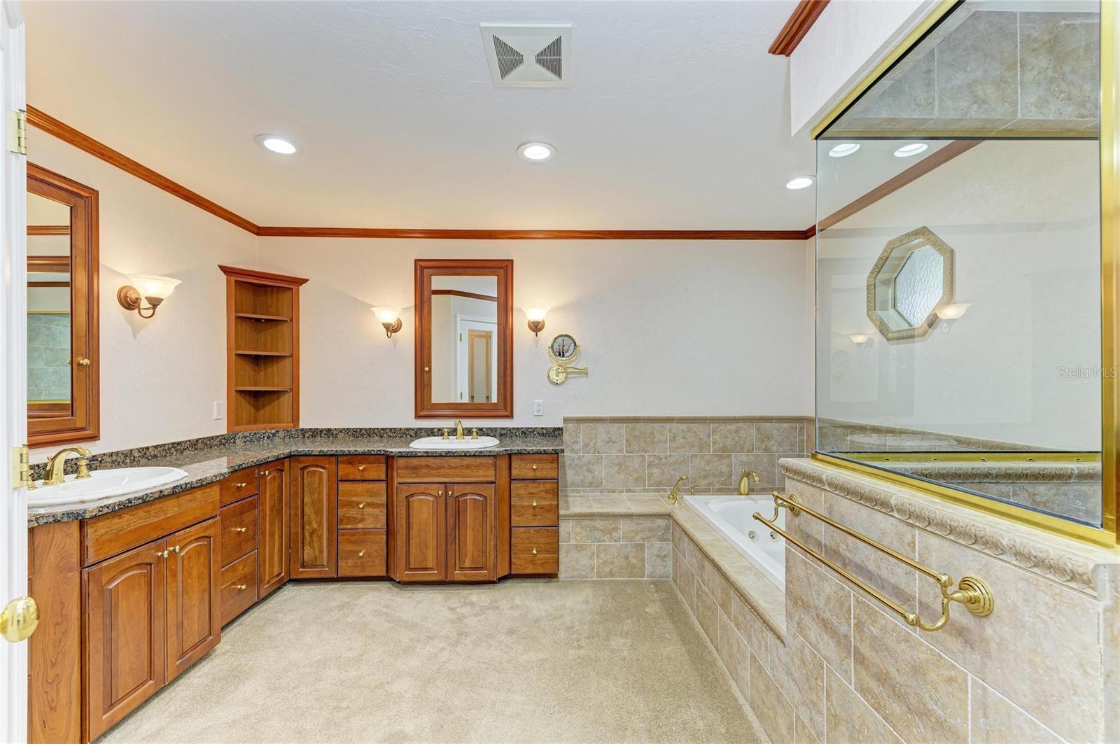 Image 37 of 83 For 5668 Country Lakes Drive