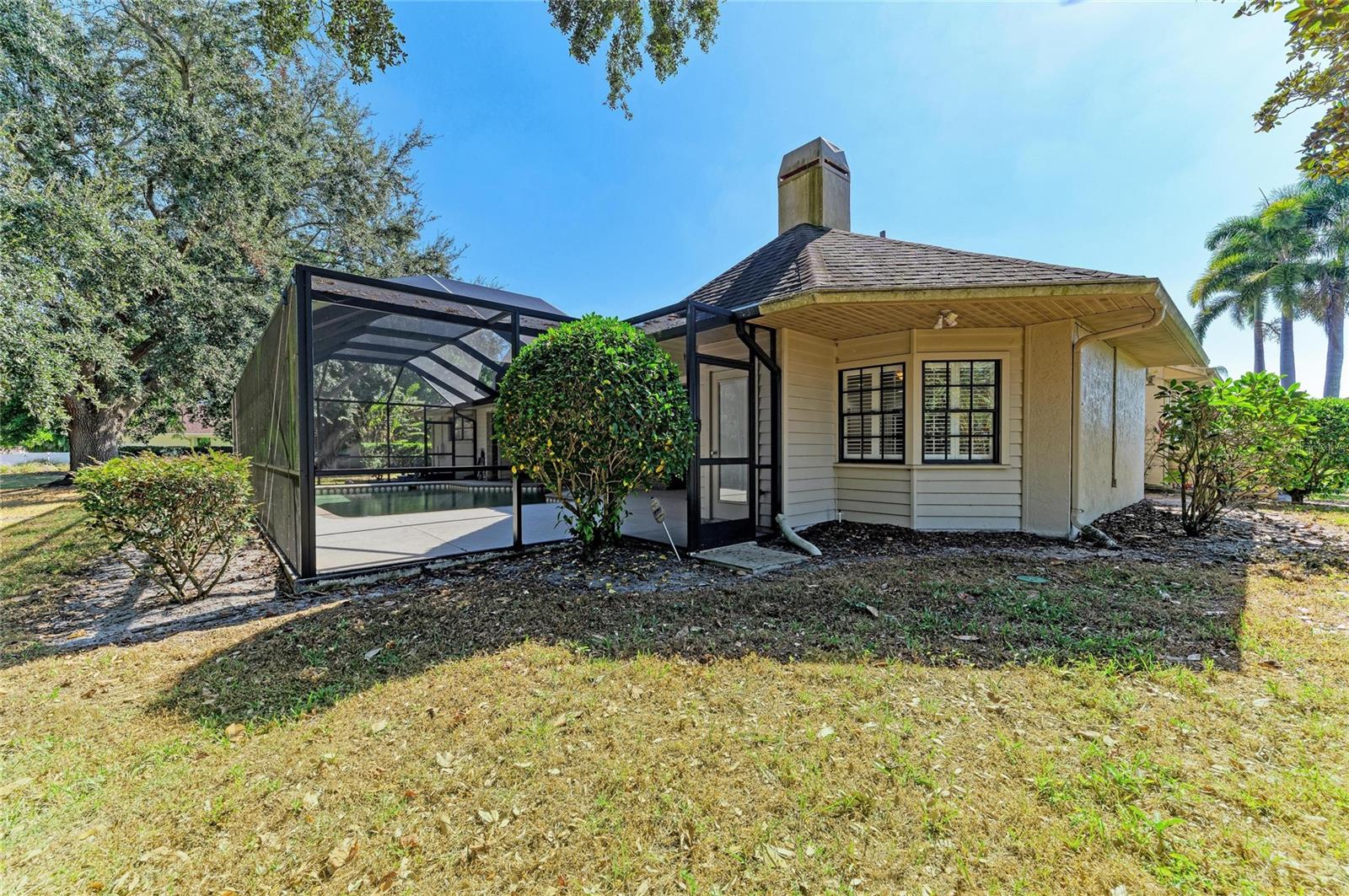 Image 64 of 83 For 5668 Country Lakes Drive