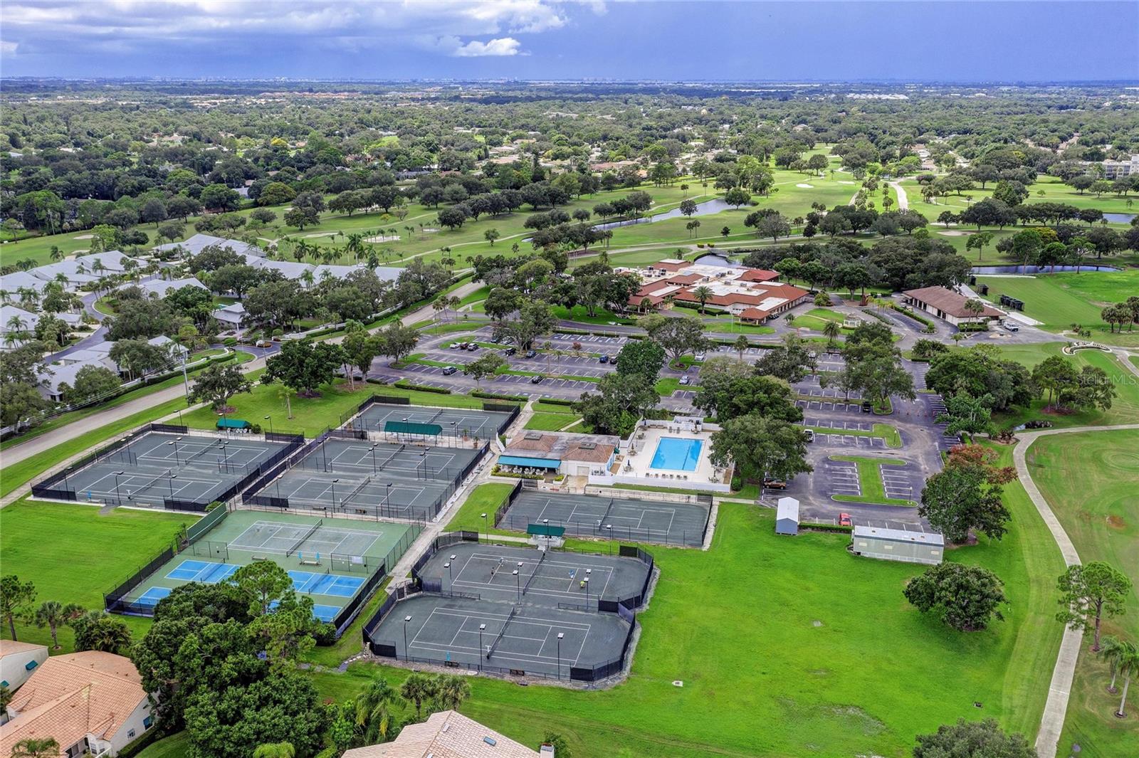 Image 70 of 83 For 5668 Country Lakes Drive