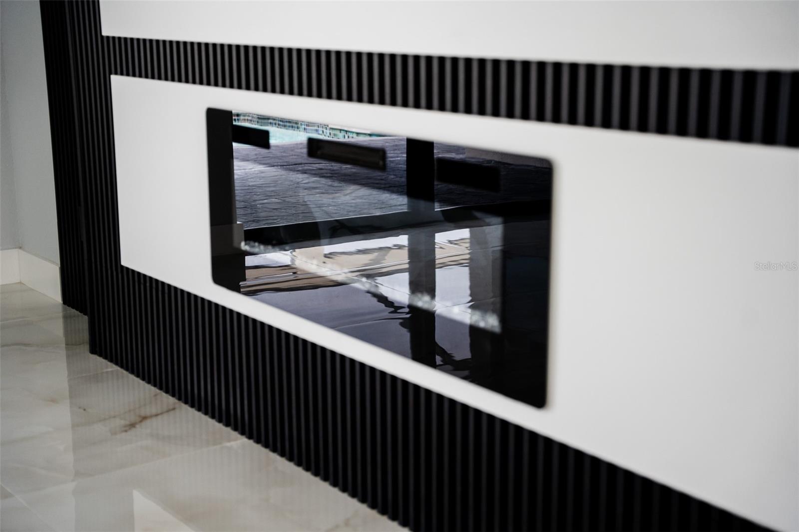 Image 25 of 63 For 10466 Winnipeg Street