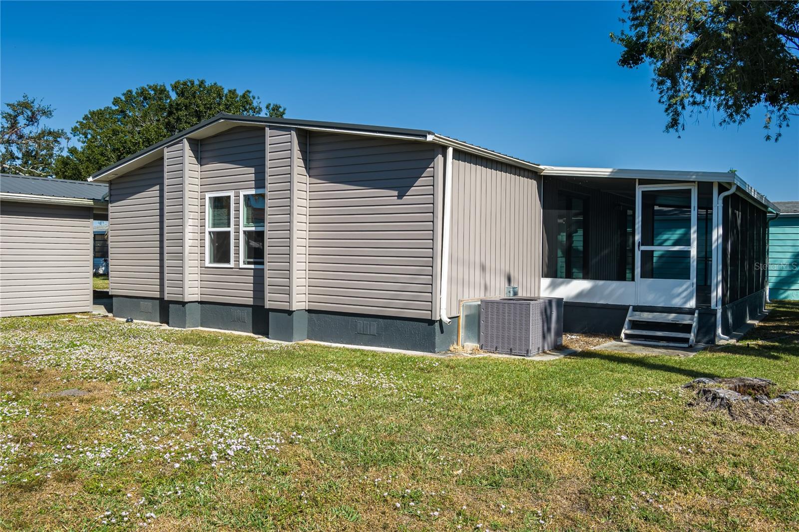 Image 24 of 28 For 113 Meadow Circle