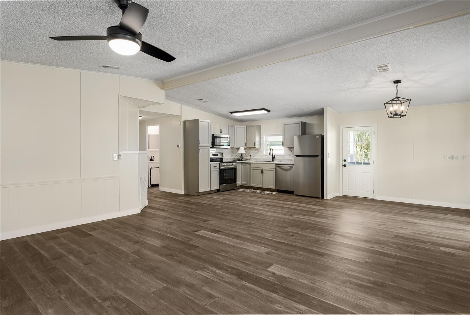 Image 6 of 28 For 113 Meadow Circle