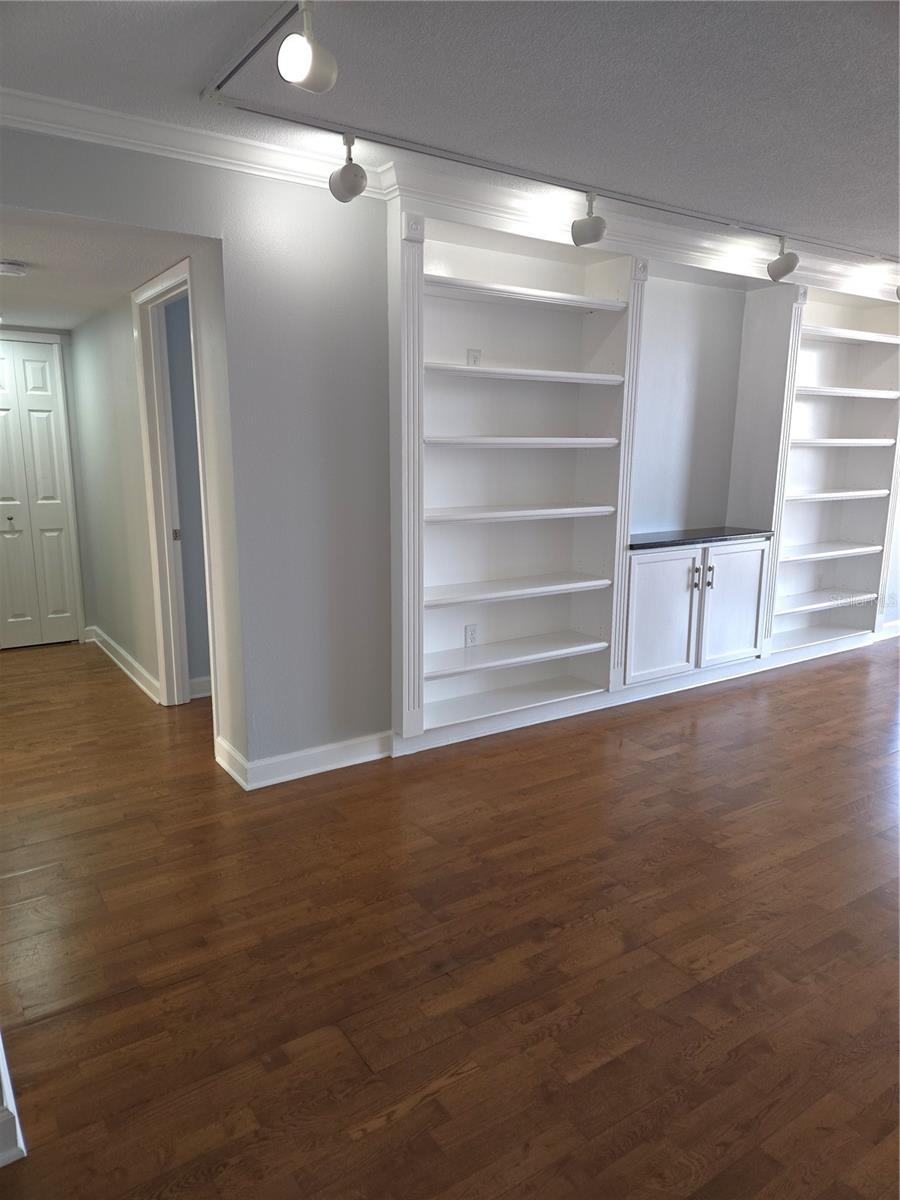 Image 12 of 51 For 500 Osceola Avenue 611