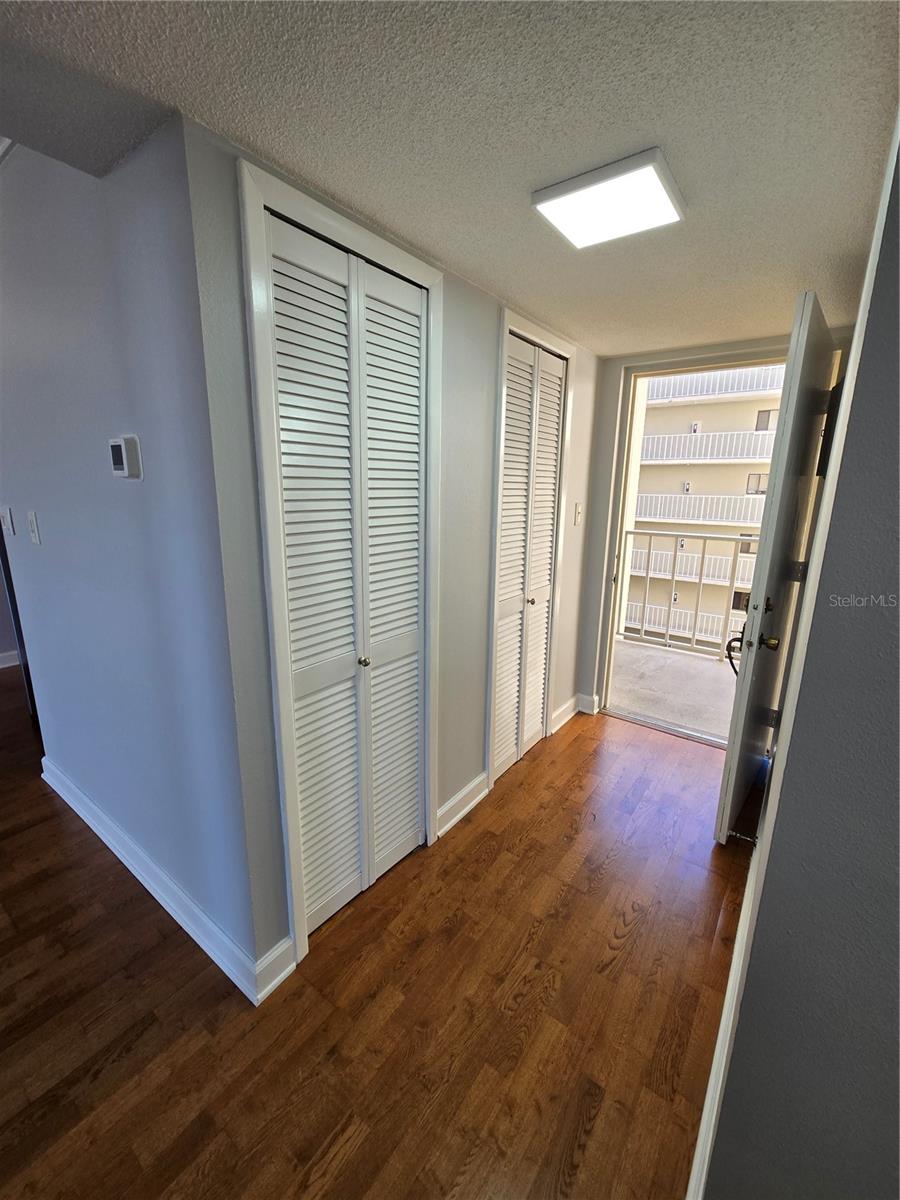 Image 7 of 51 For 500 Osceola Avenue 611