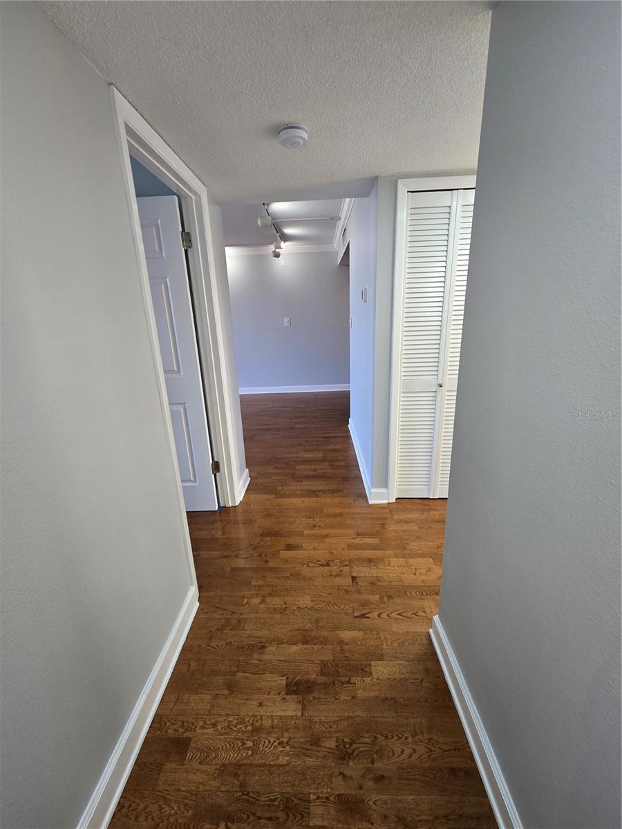 Image 8 of 51 For 500 Osceola Avenue 611