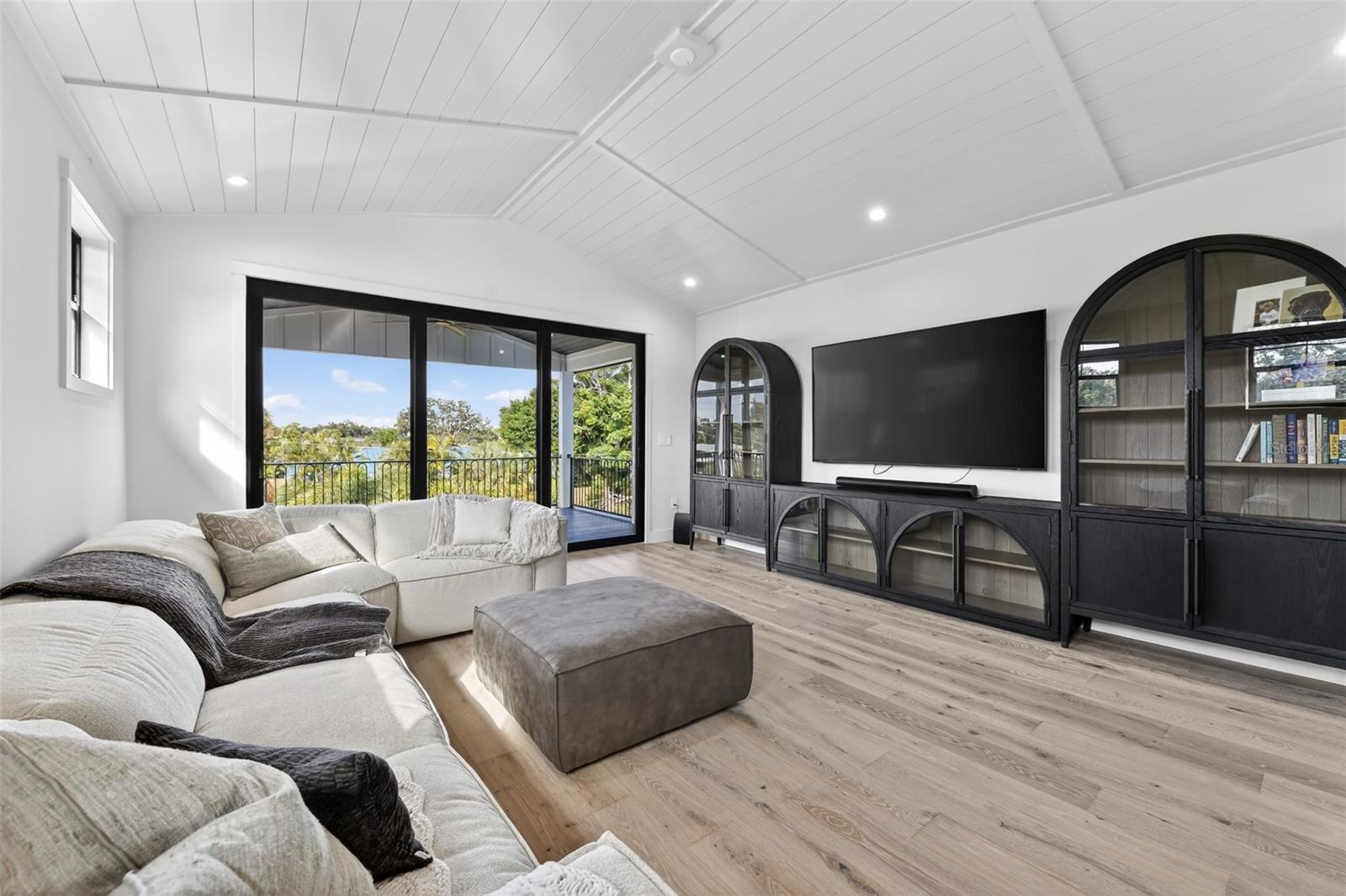 Image 13 of 20 For 2311 Grove Street