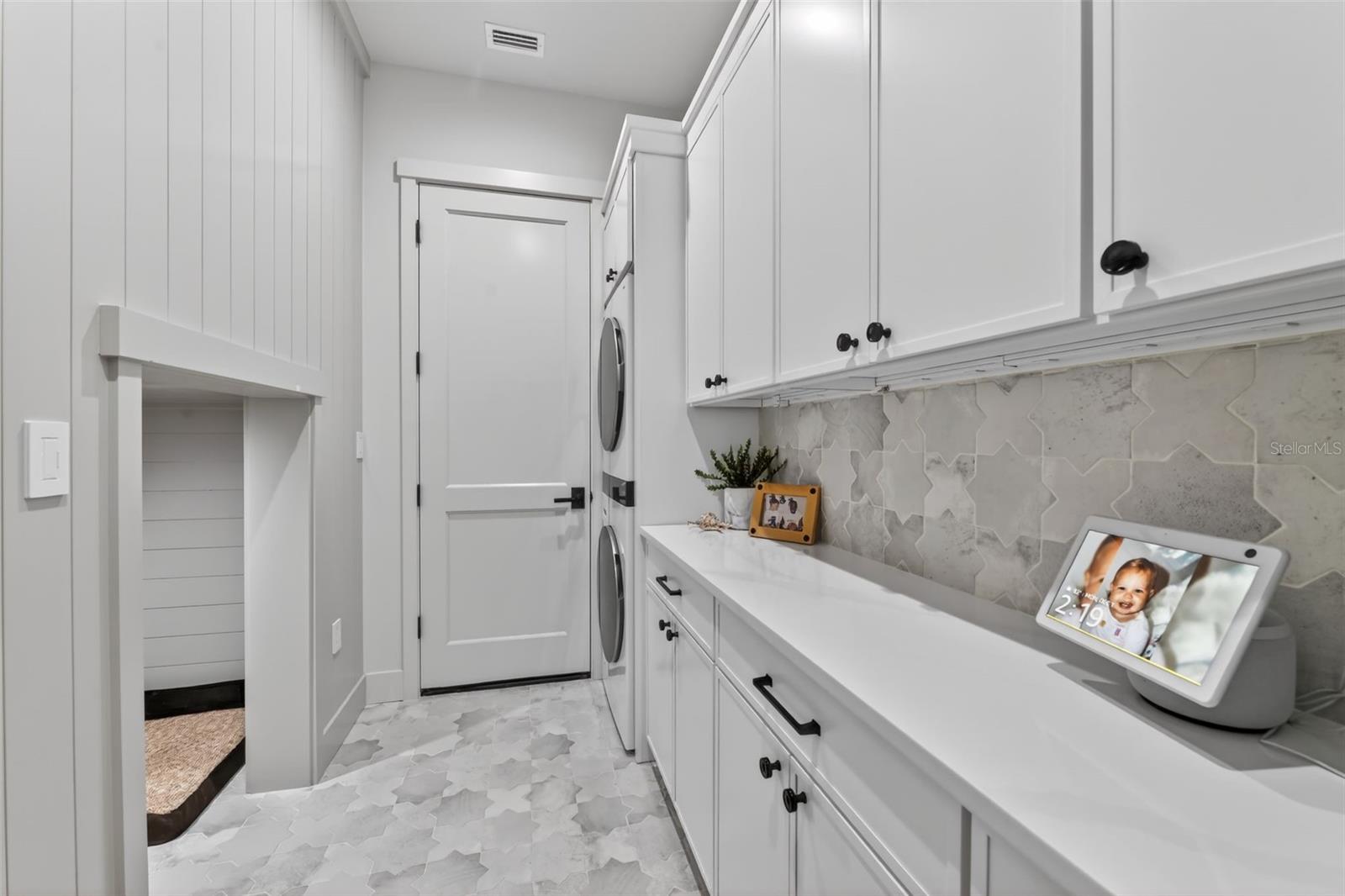 Image 18 of 20 For 2311 Grove Street