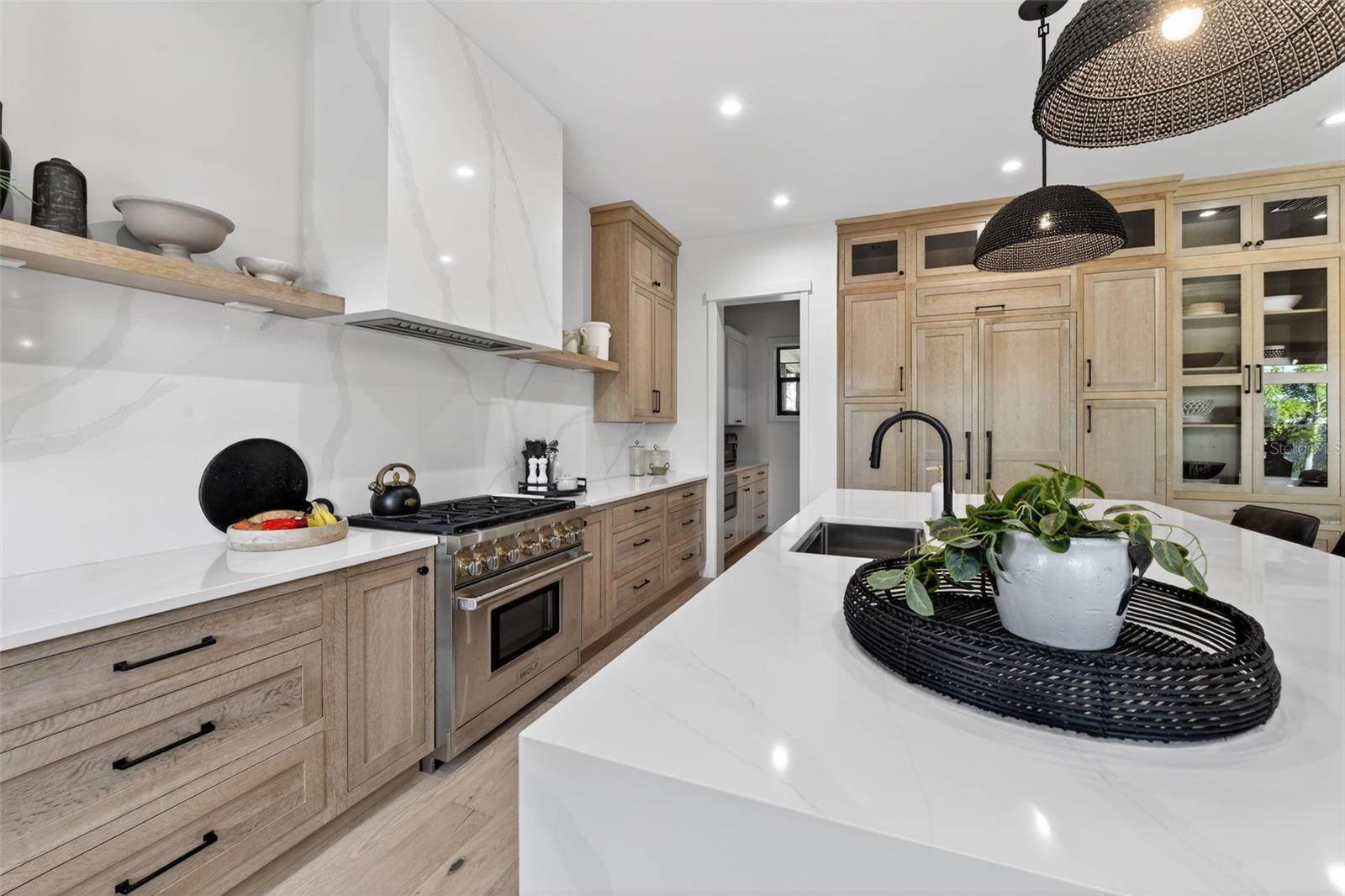 Image 8 of 20 For 2311 Grove Street