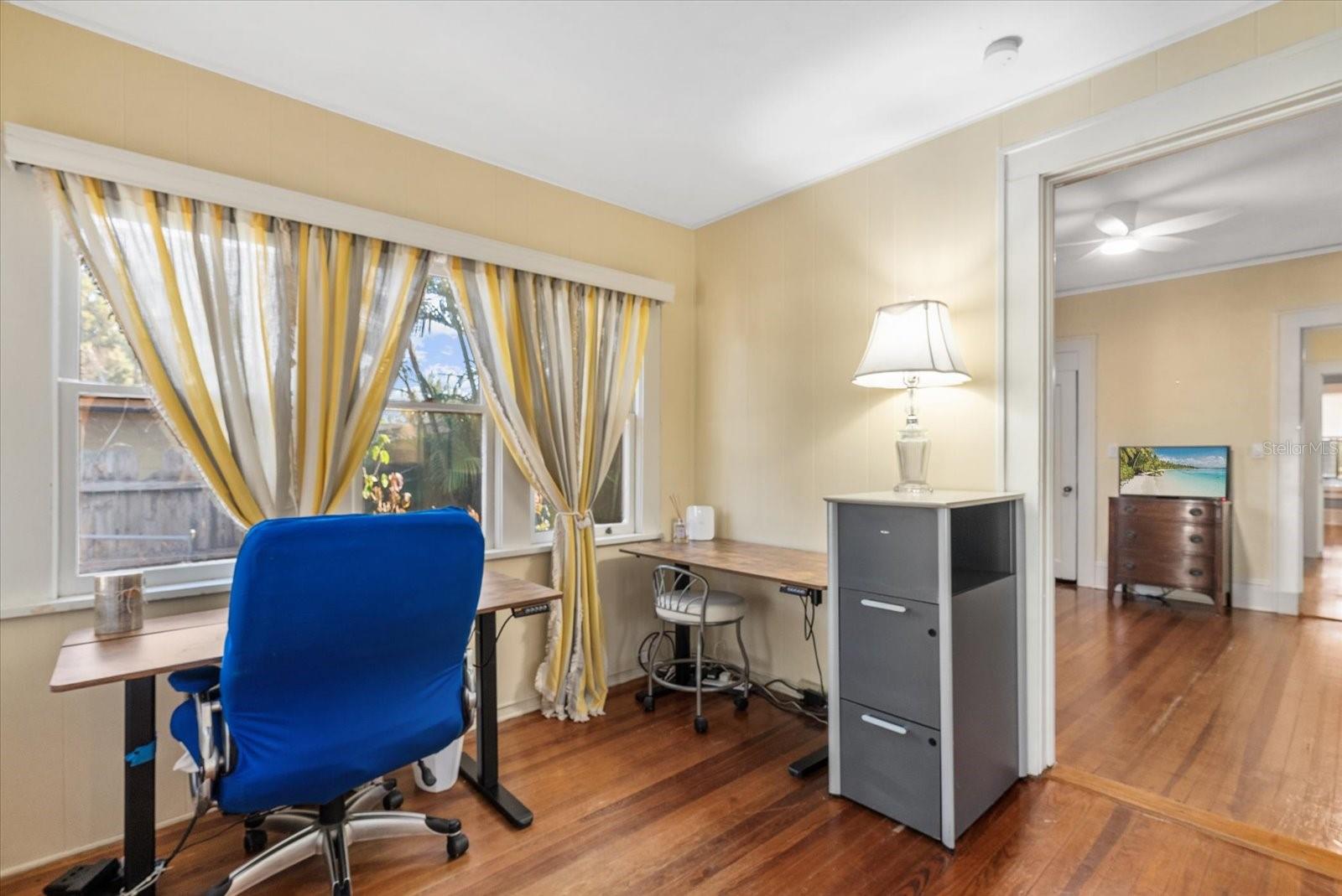 Image 19 of 45 For 2628 10th Street W