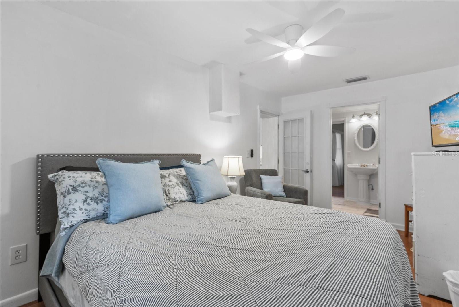 Image 22 of 45 For 2628 10th Street W