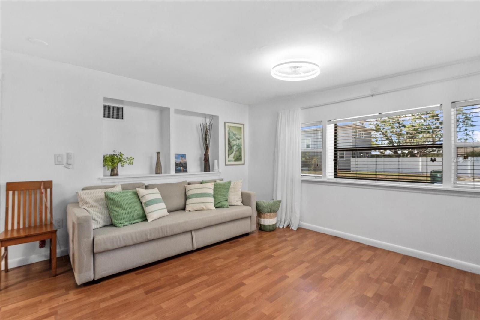 Image 24 of 45 For 2628 10th Street W