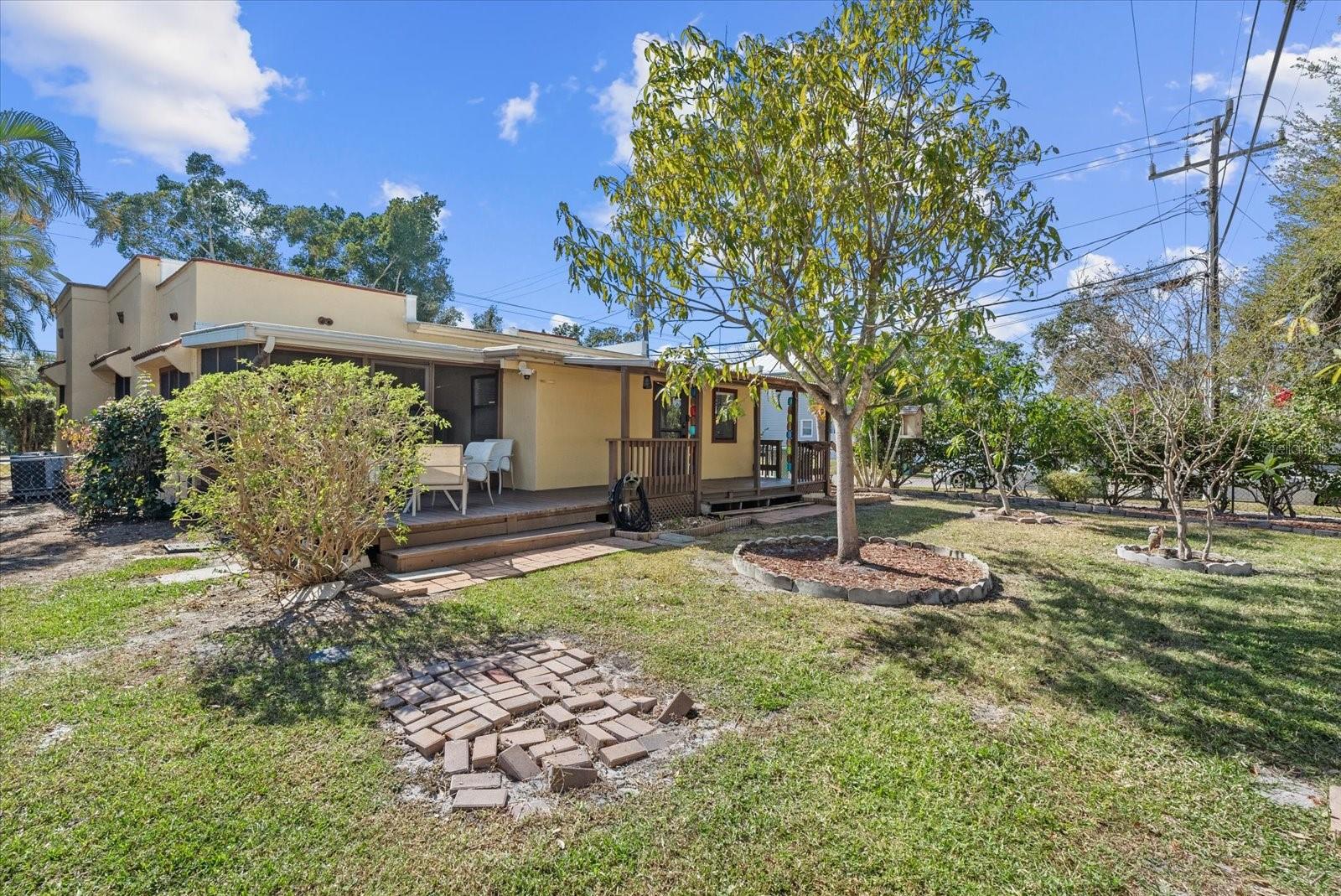 Image 34 of 45 For 2628 10th Street W