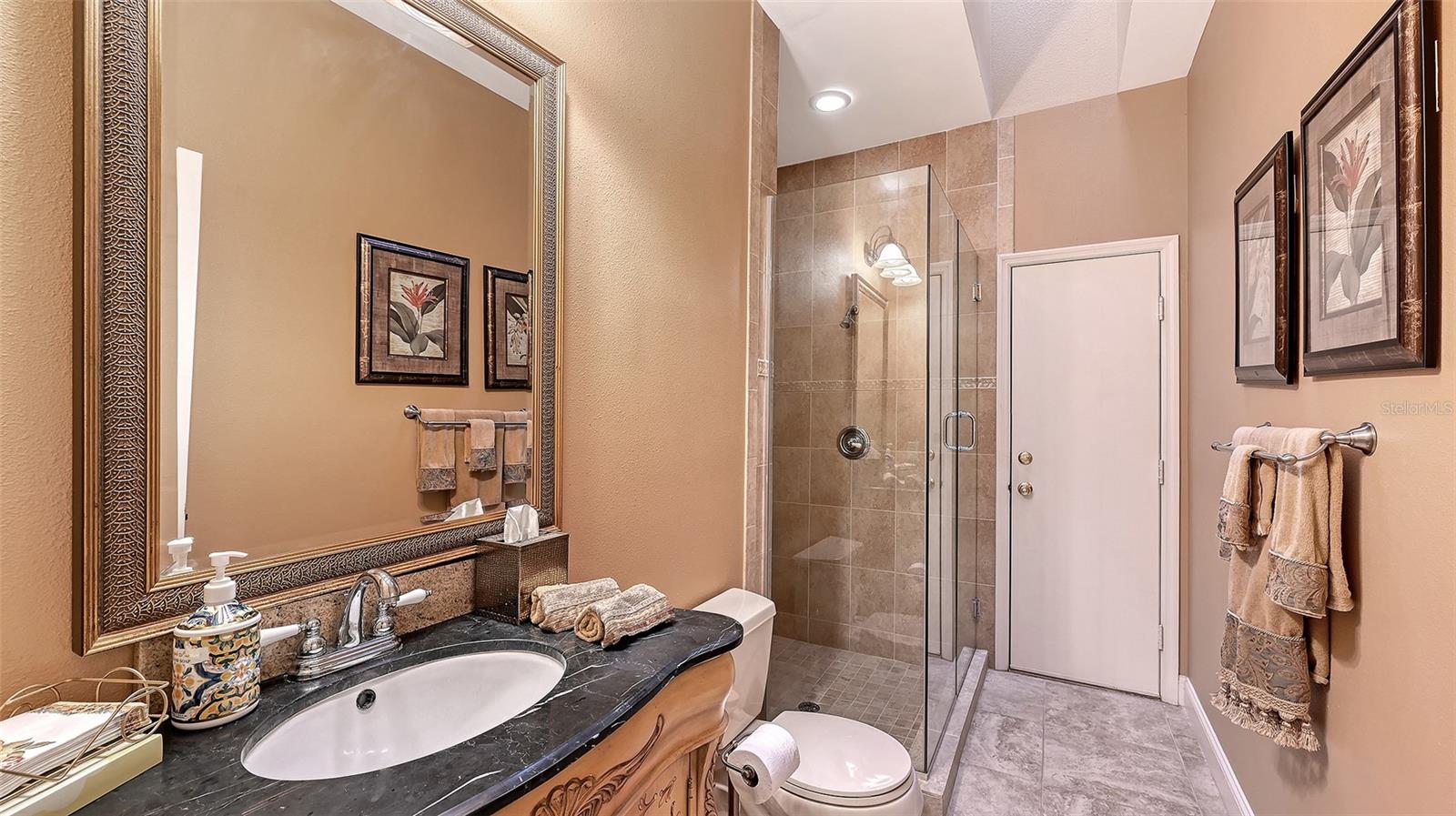 Image 41 of 86 For 2909 Old Orchard Lane